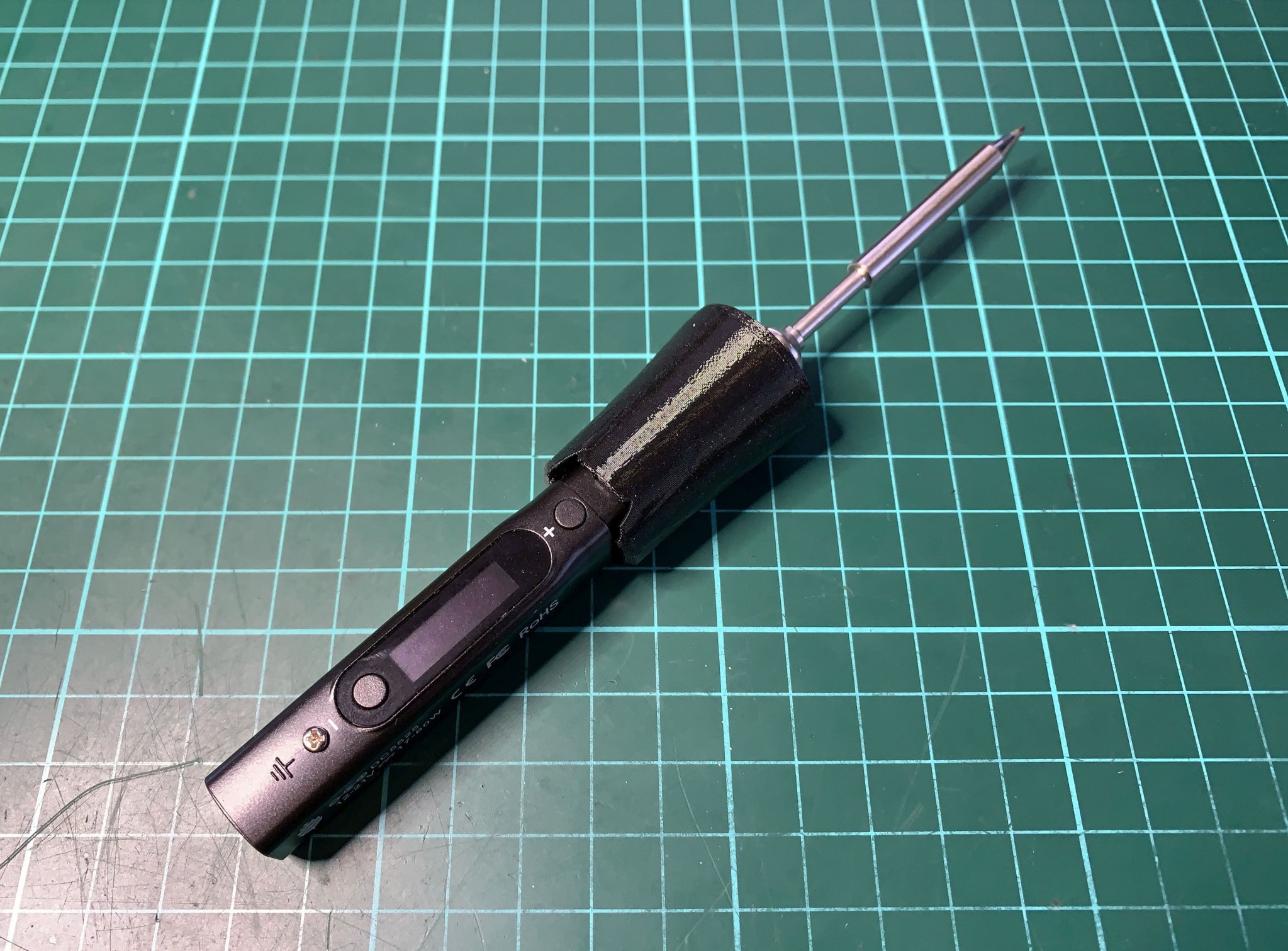 Tay cầm hàn Pinecil với thiết kế tiện lợi