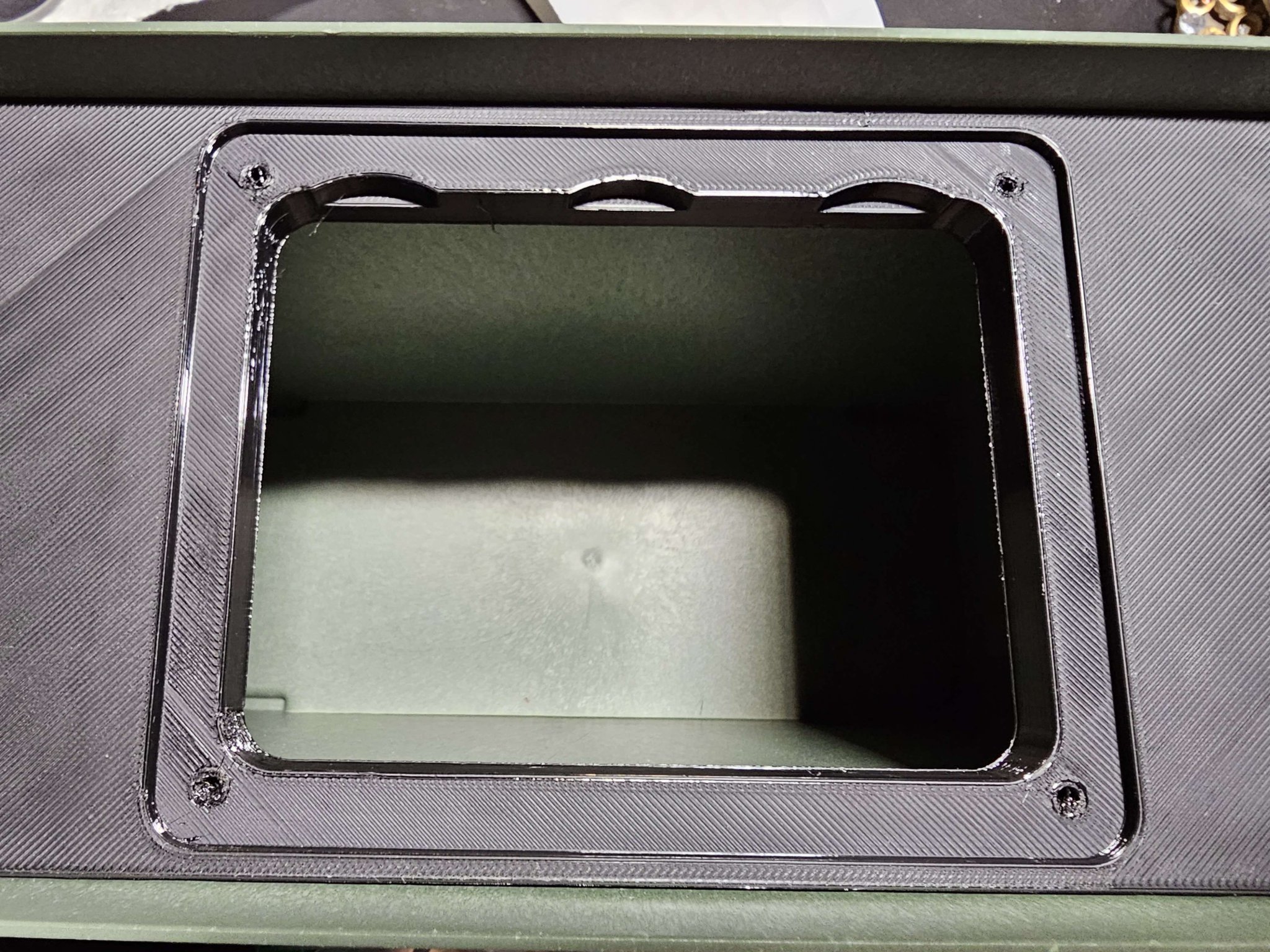 Chèn hộp đạn cho công tắc rocker Nilight 6