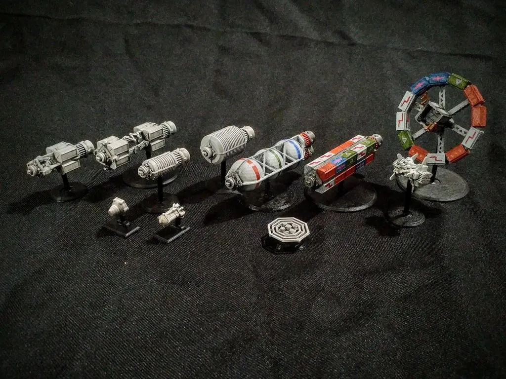 Tàu dân sự và tàu hỗ trợ cho trò chơi "A Billion Suns