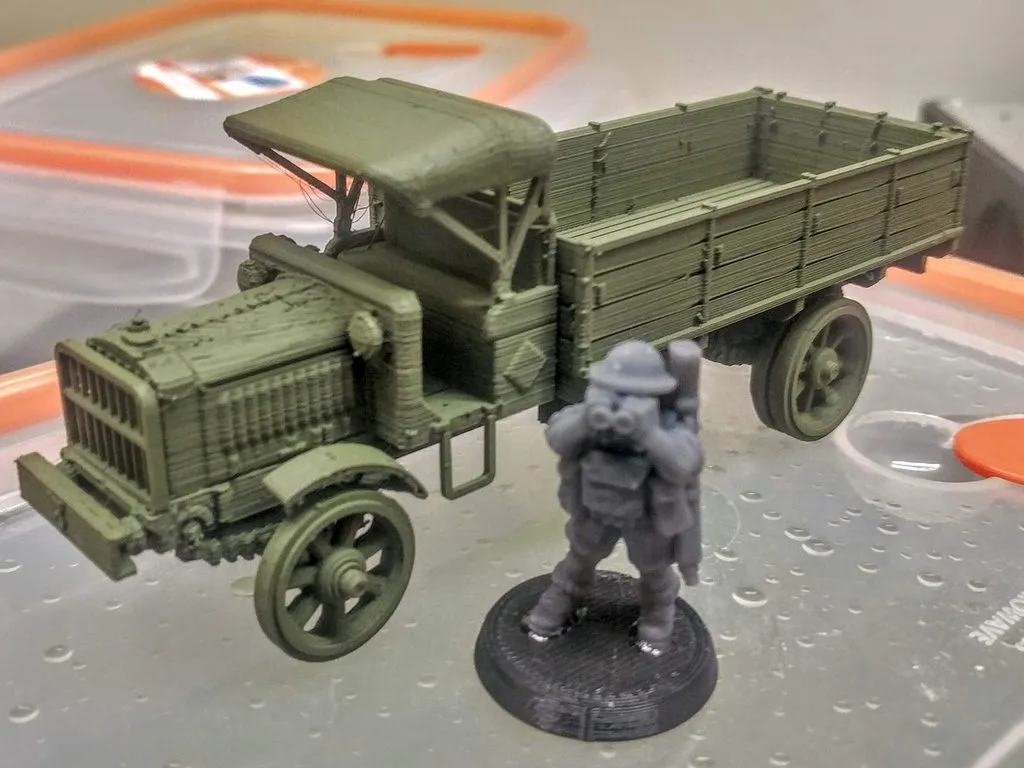 Xe tải Liberty dễ in 1/100 scale