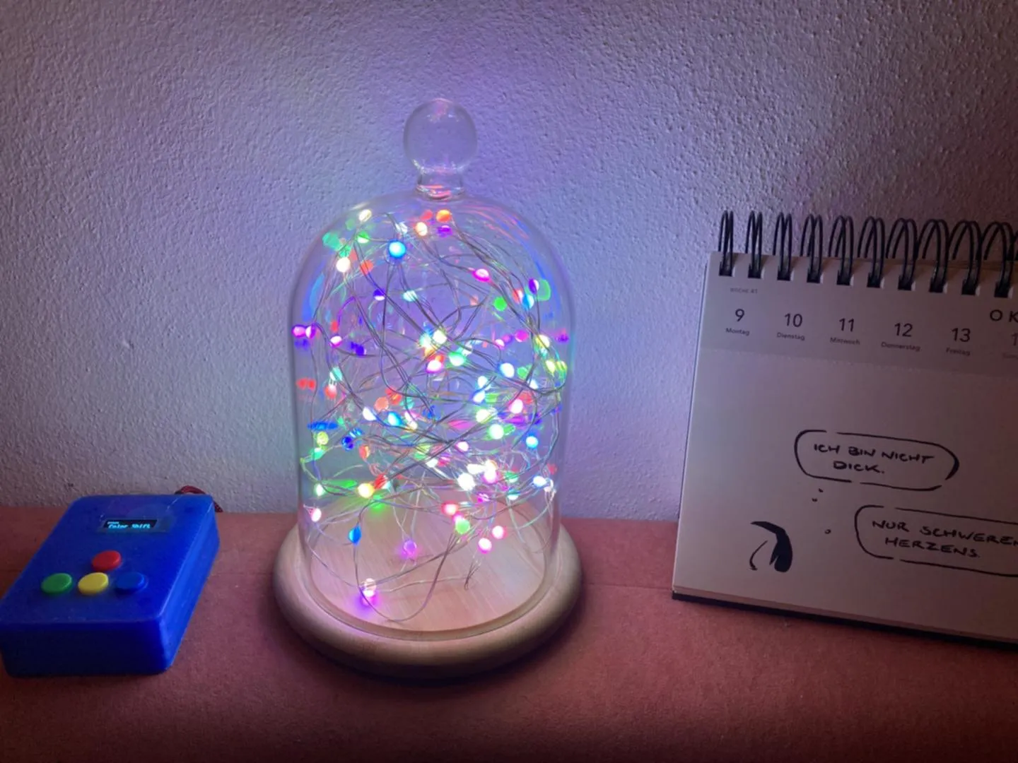 Hộp Wemos D1 Mini ESP32 với màn hình OLED và nút bấm