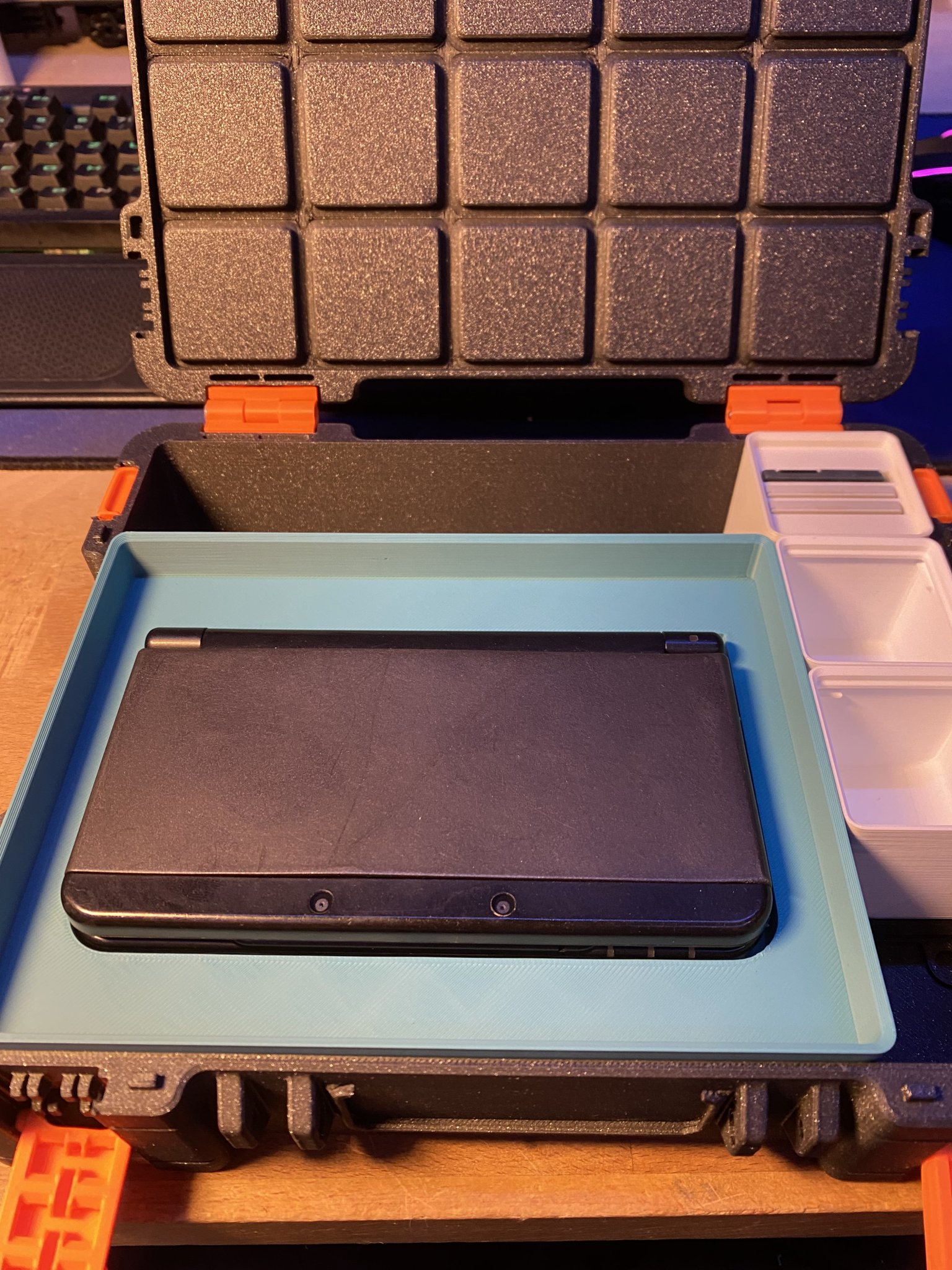 Giá đỡ cho Nintendo 3DS trong hệ thống Gridfinity