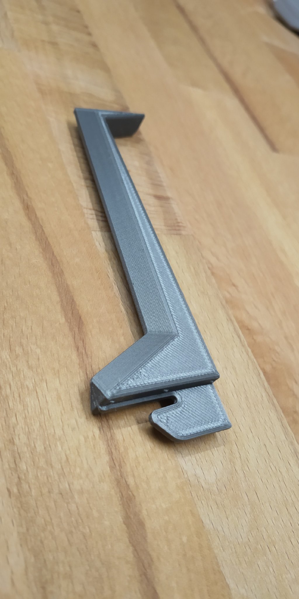 Giá đỡ treo tường cho ống và dụng cụ nhẹ