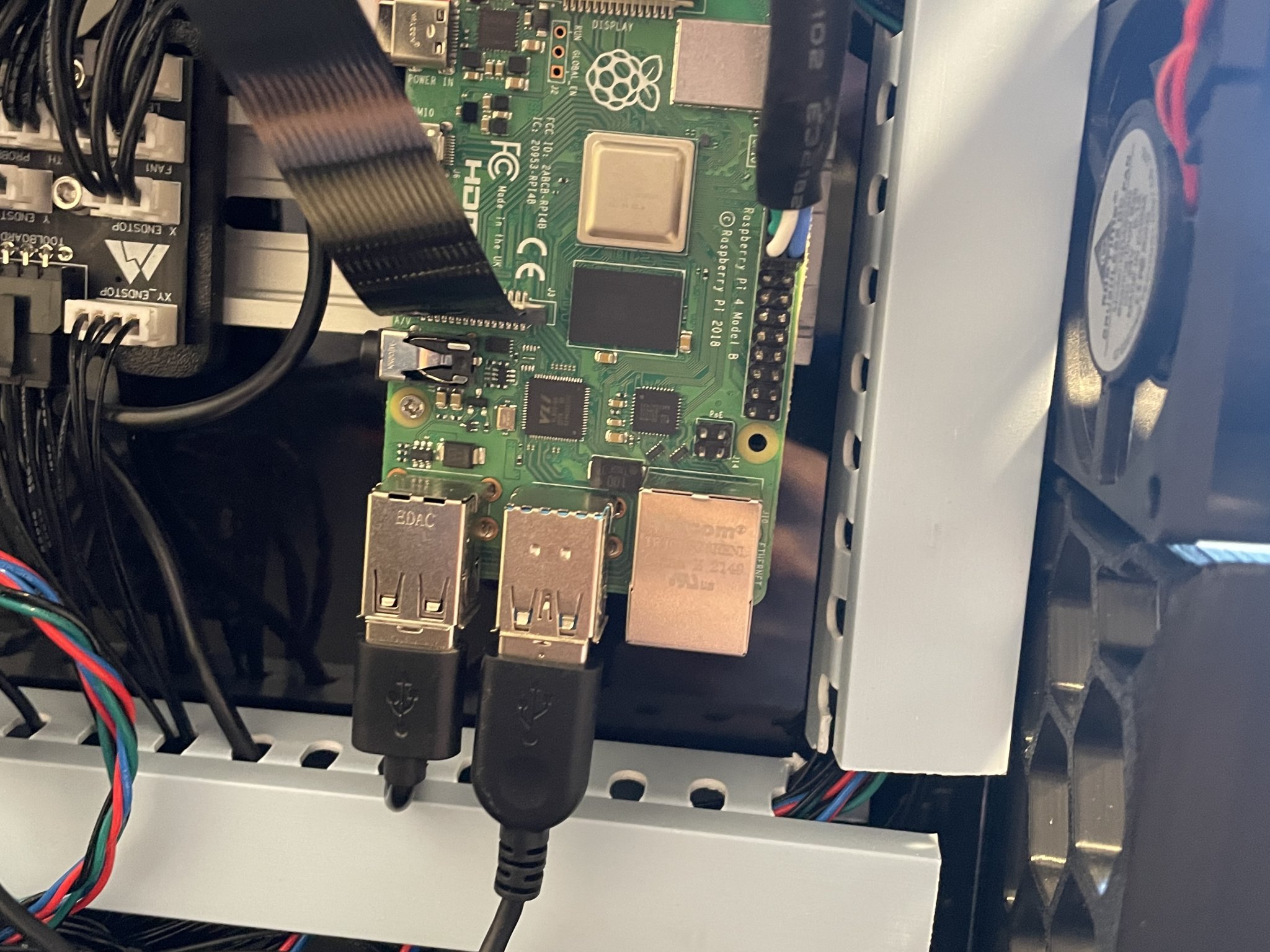 Giá đỡ Raspberry Pi nhỏ cho Voron 2.4/Trident