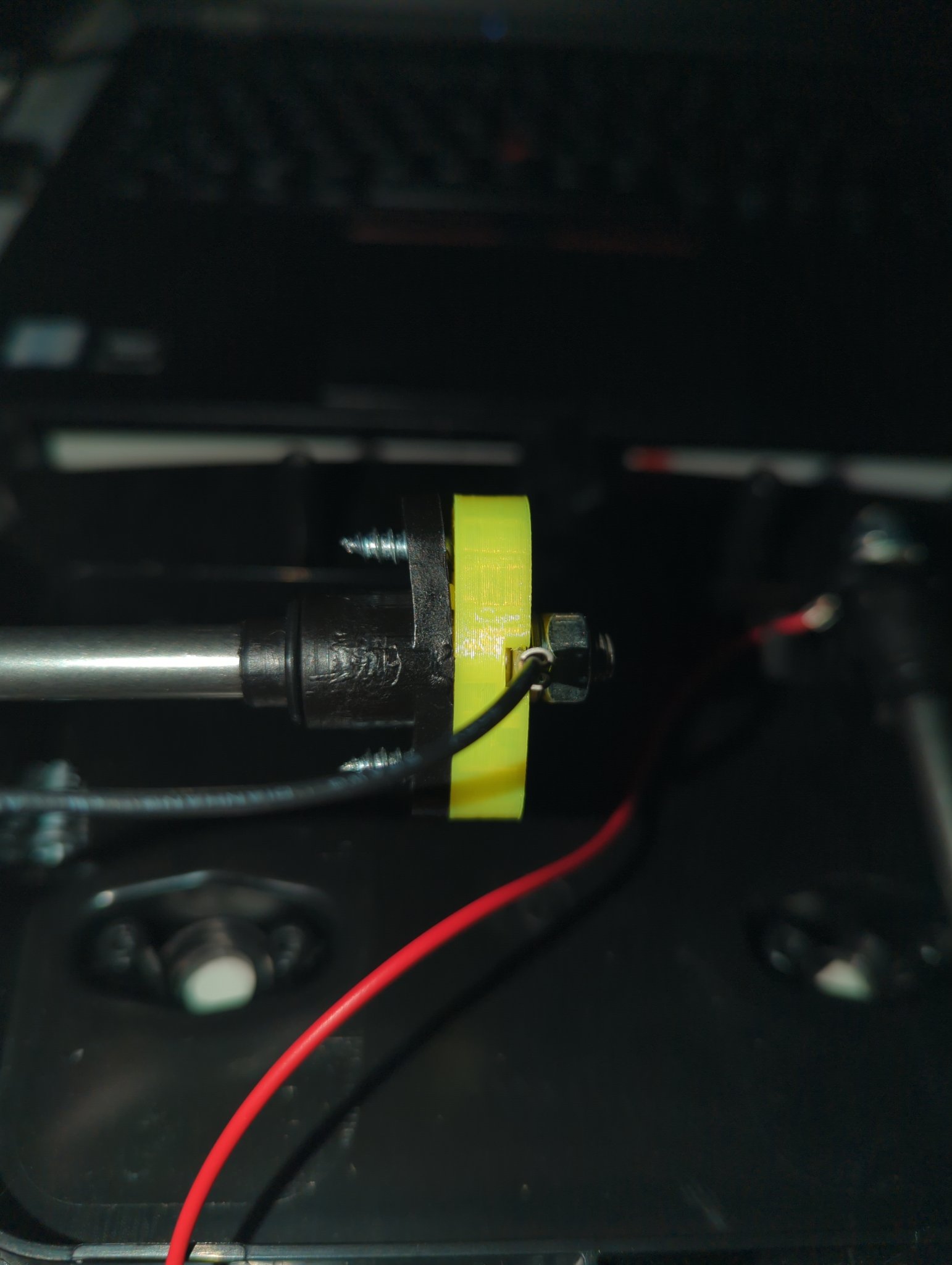 Bộ phận lắp pin docking Yardforce thay thế chắc chắn hơn