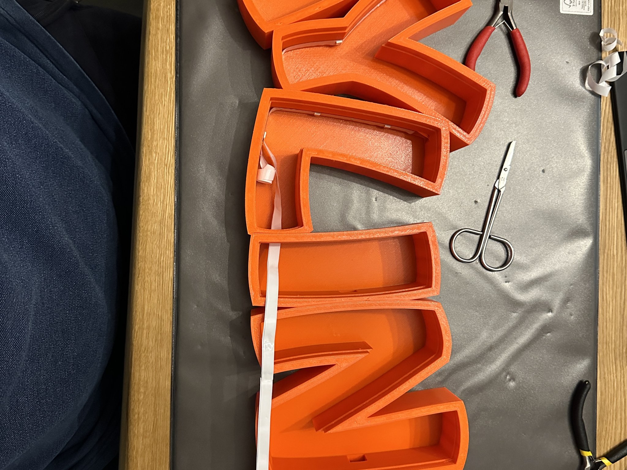 Đèn LED tên AYLINE cho phòng trẻ em