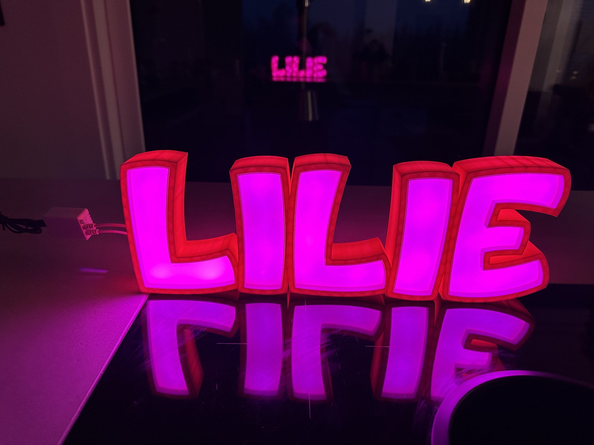 Đèn LED tên "LILIE" in 3D cho trẻ em