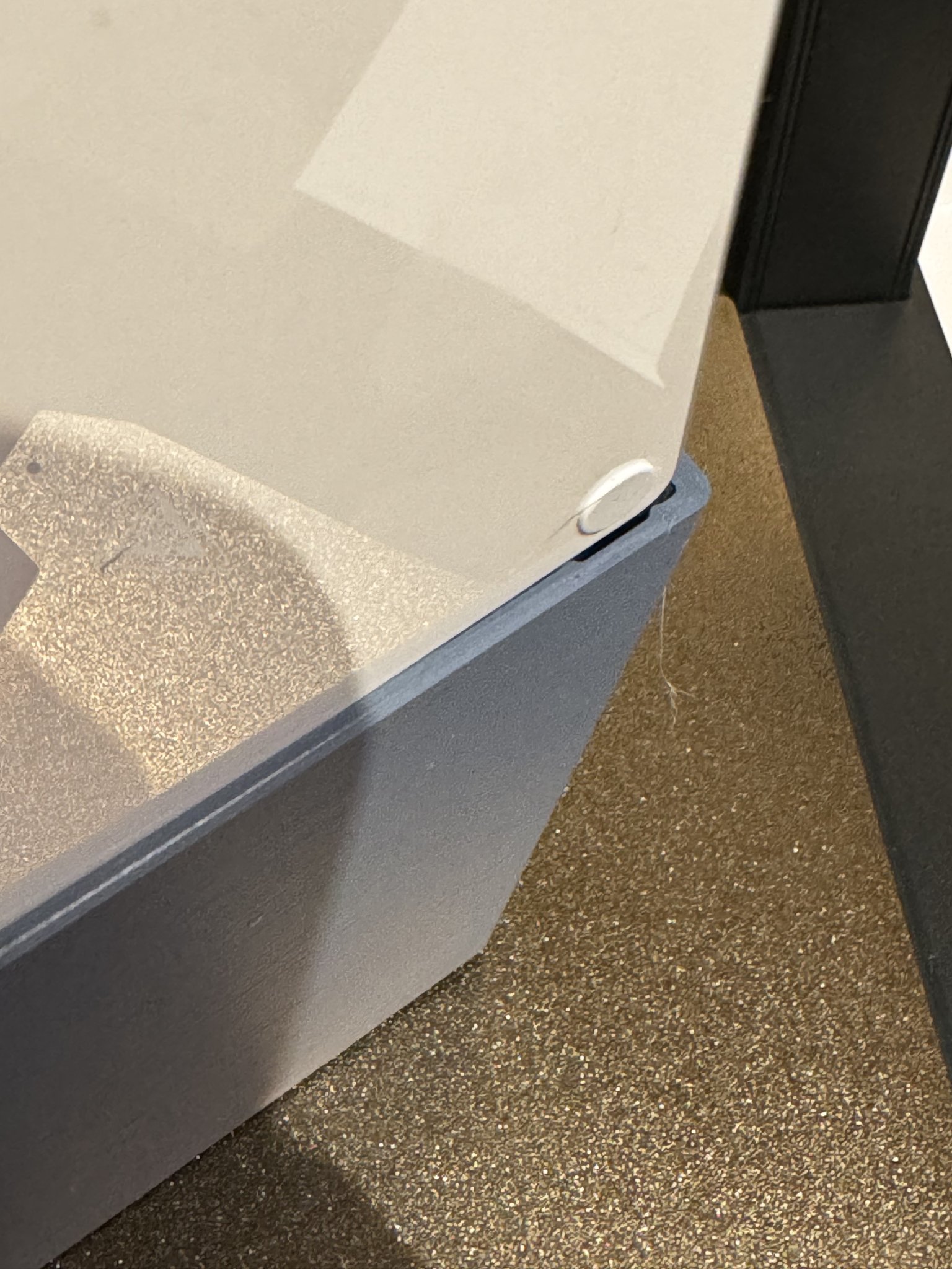 Giá đỡ cho bàn phím và bàn di chuột Apple Magic