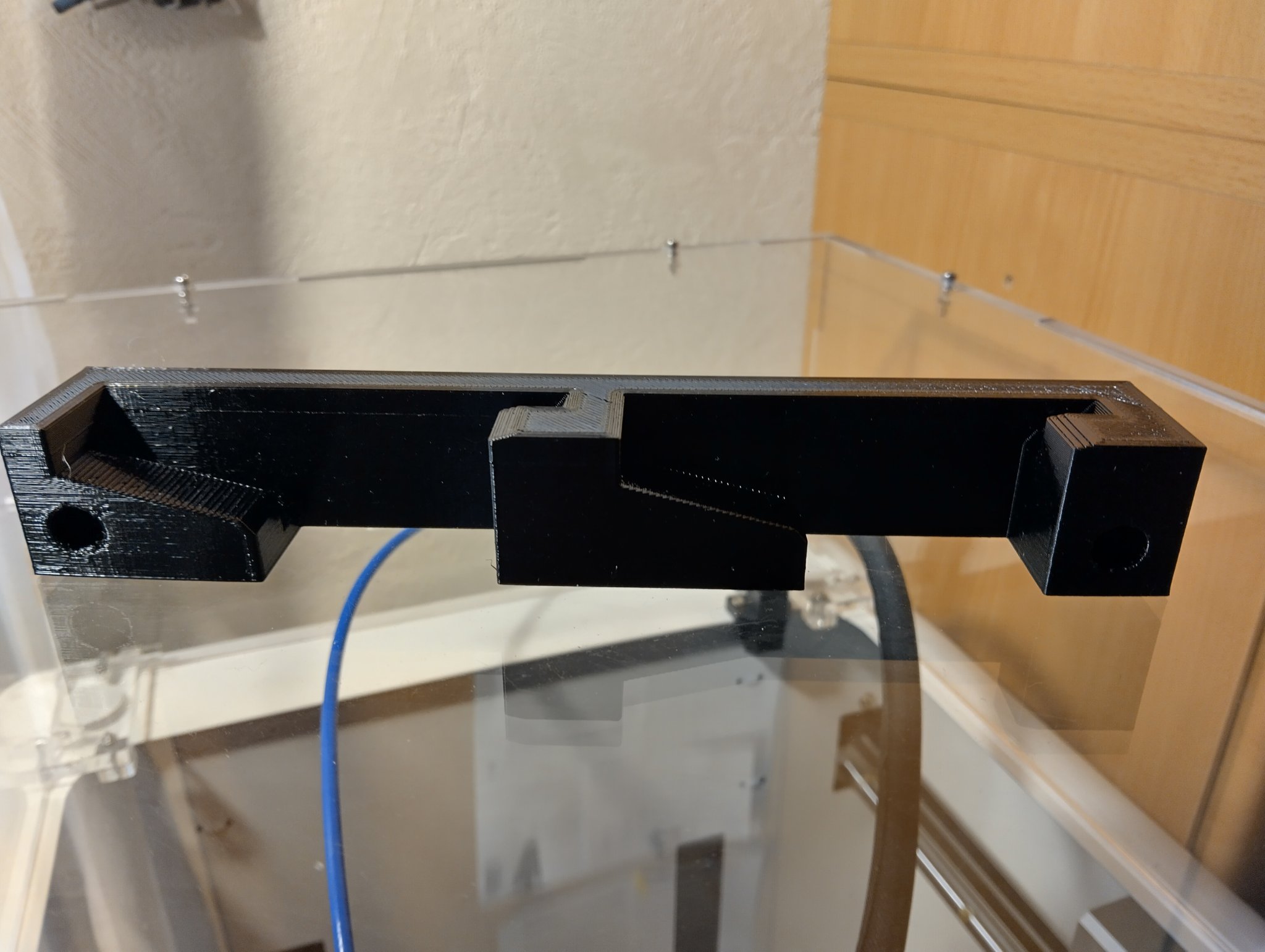 Giá đỡ tường cho 2 thước cặp Messschieber