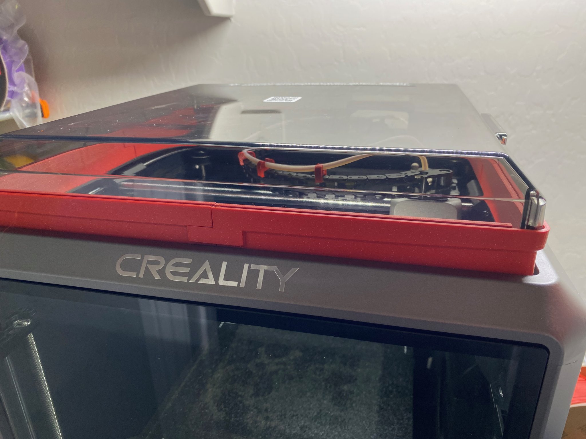 Giá đỡ Creality K1 với các tab khóa cải tiến