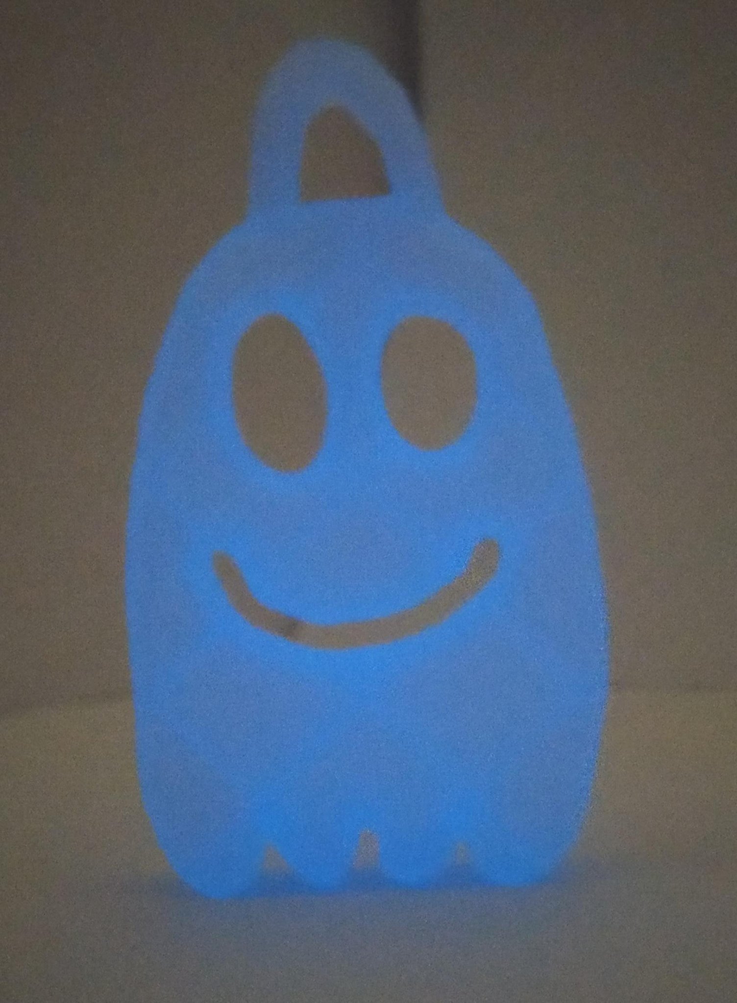 Móc khóa ma quái nhỏ nhưng tinh tế