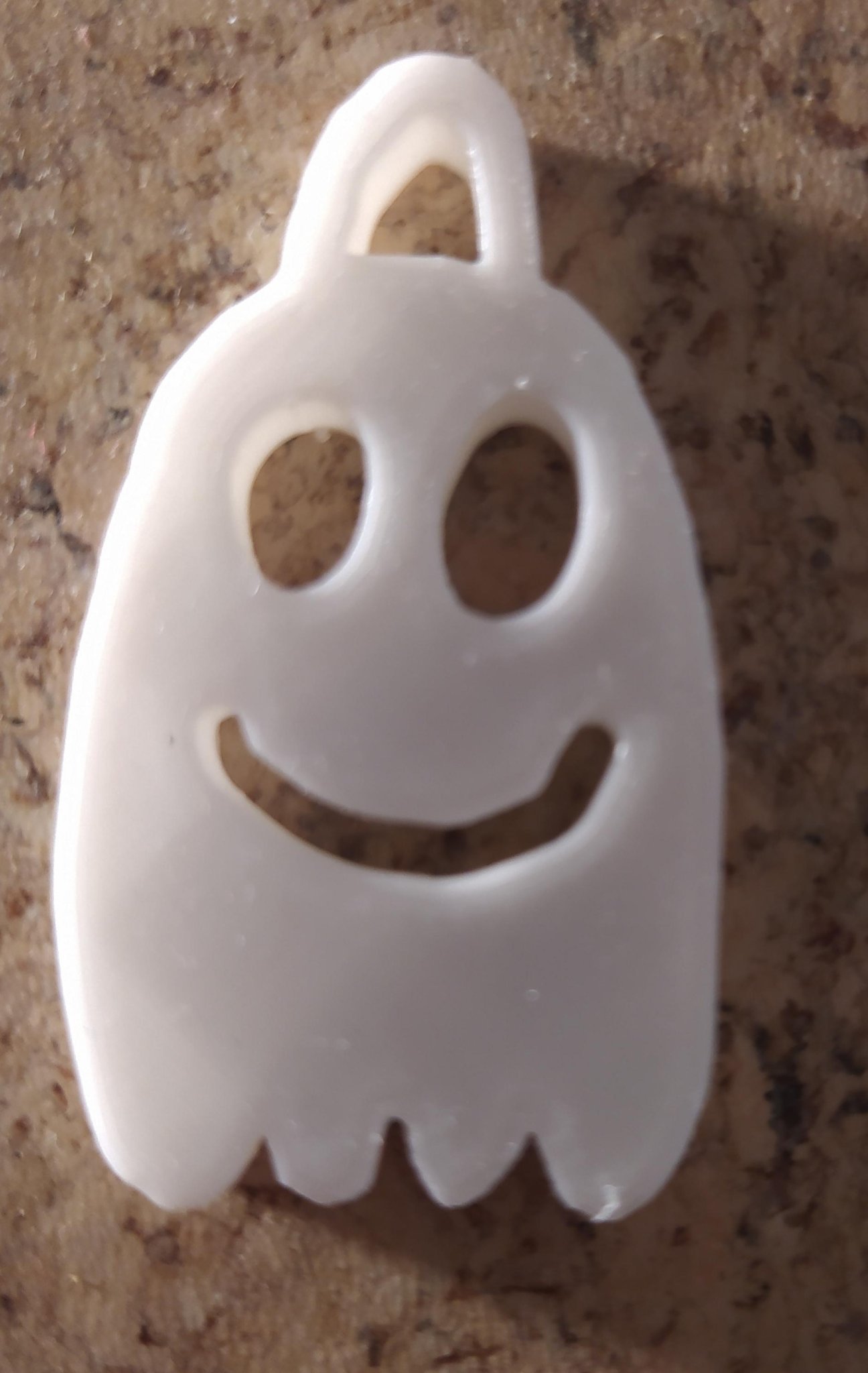 Móc khóa ma quái nhỏ nhưng tinh tế