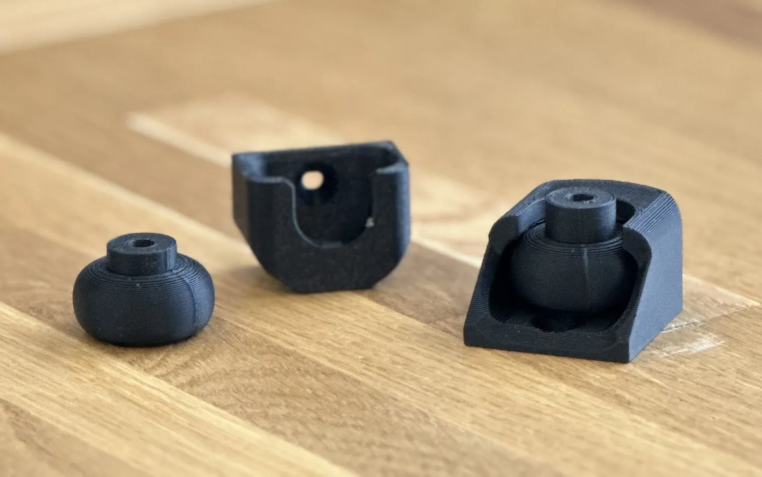 C connector treo nhỏ gọn và dễ sử dụng