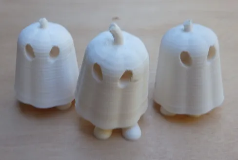 Nguyên mẫu ma của quả bí ngô lớn trong đêm Halloween