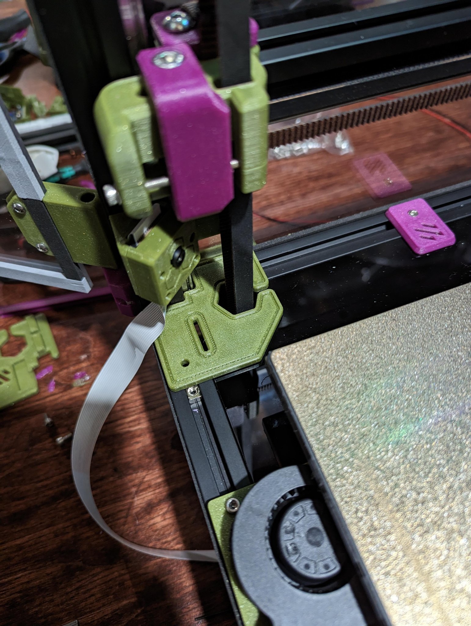 Nắp đậy dây Z Voron 2.4R2 với khe cắm dây ribbon