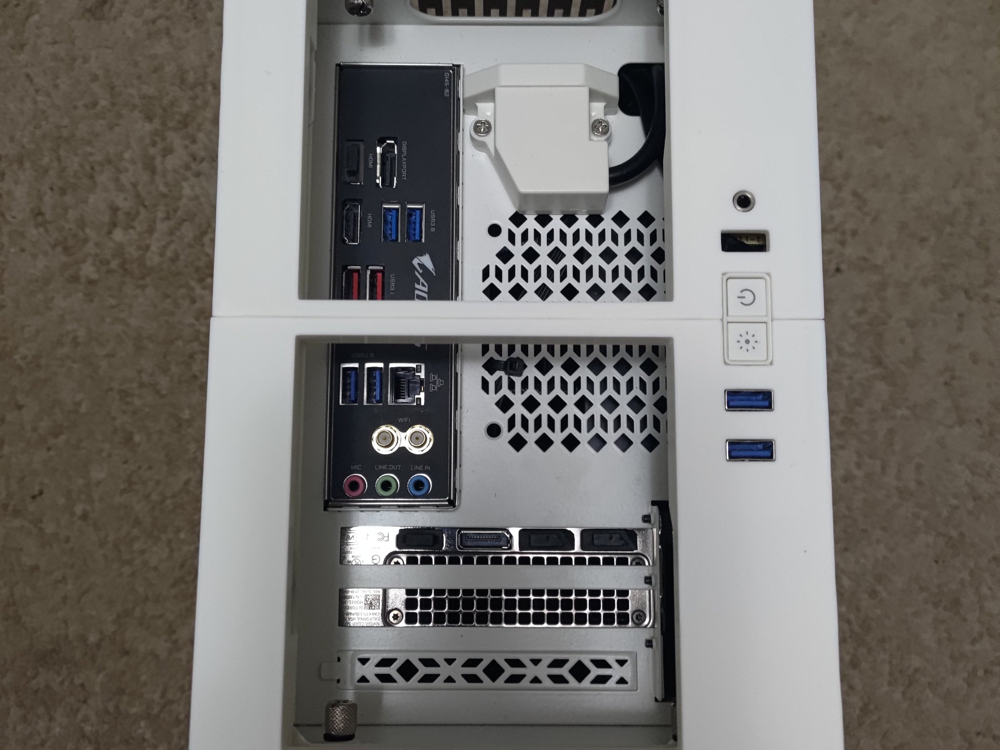 Nắp trên Raijintek Ophion Elite cải tiến cho máy tính