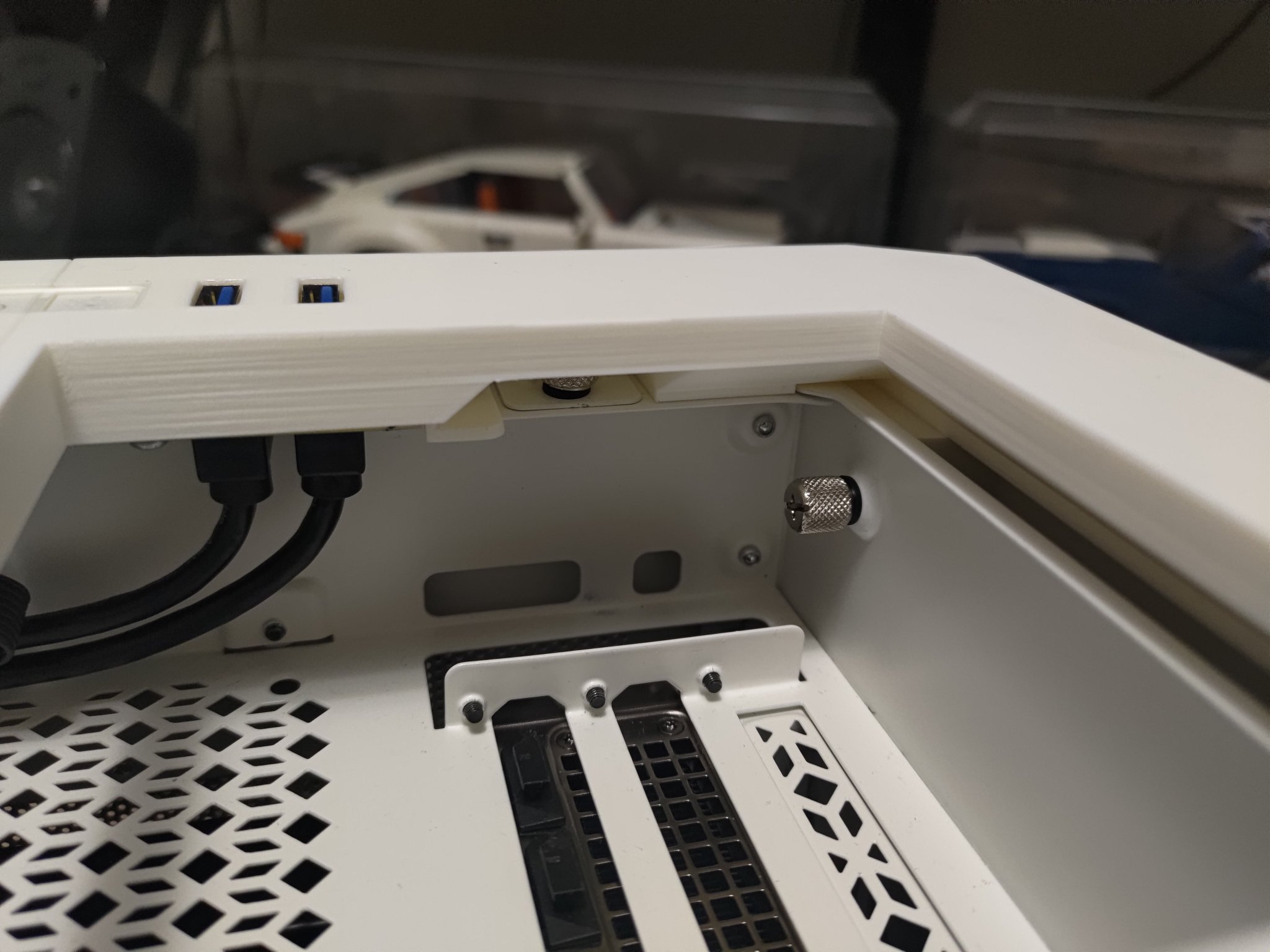 Nắp trên Raijintek Ophion Elite cải tiến cho máy tính