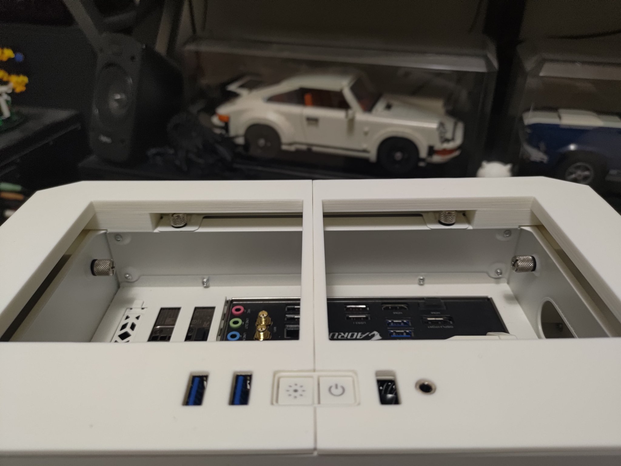 Nắp trên Raijintek Ophion Elite cải tiến cho máy tính