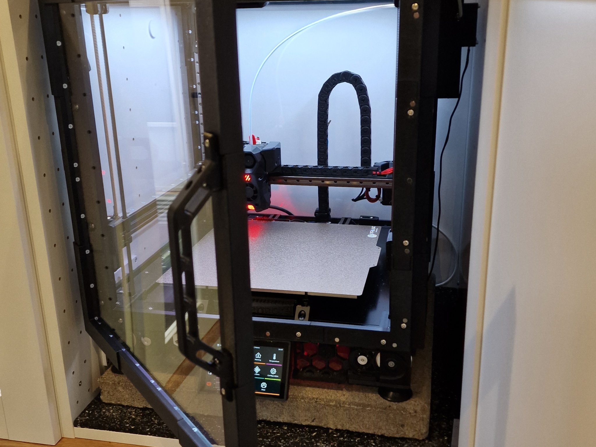 Bảng điều khiển và cửa tháo rời cho Voron 2.4 300x300