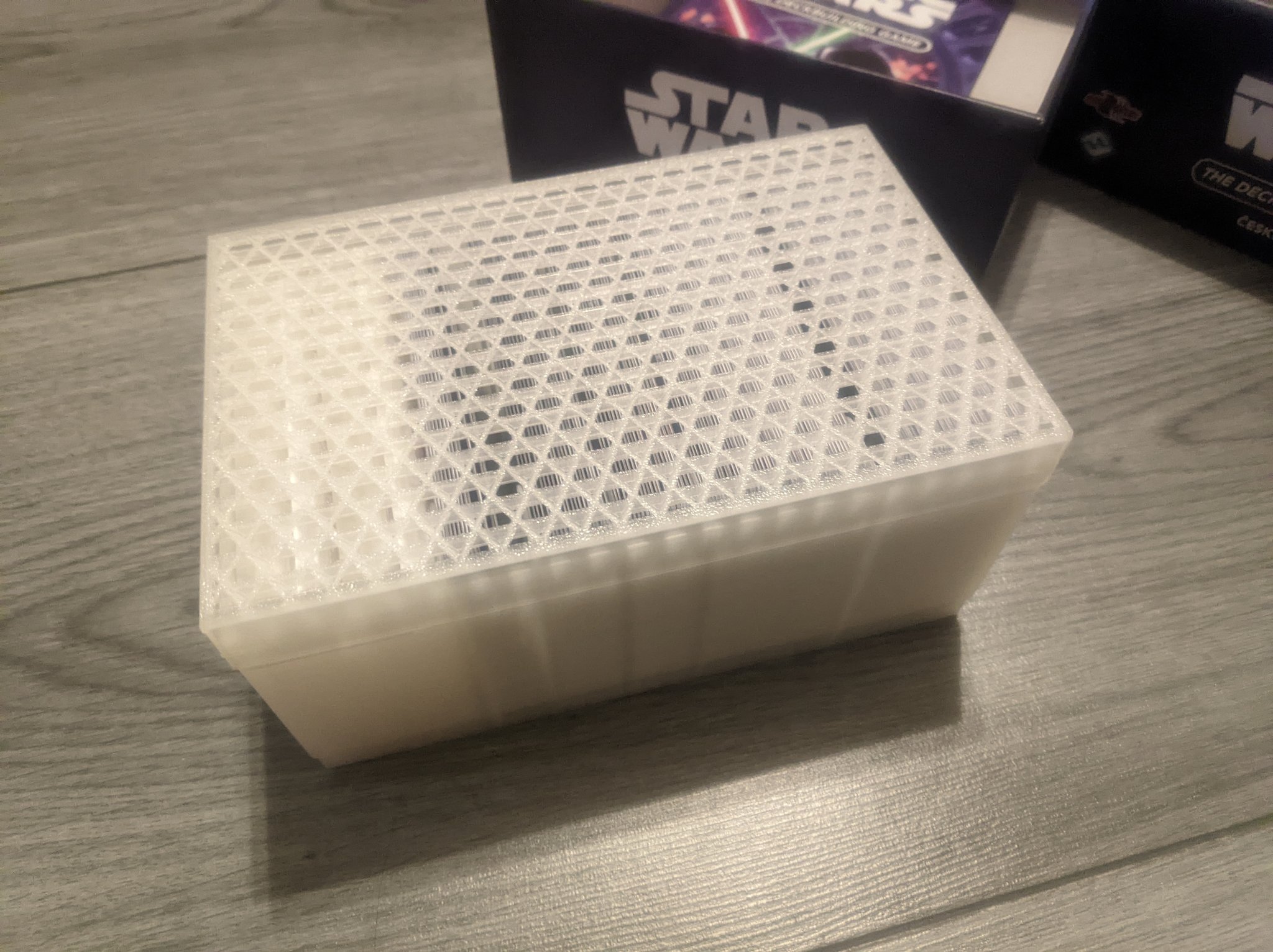 Hộp đựng di động cho trò chơi Star Wars The Deckbuilding Game