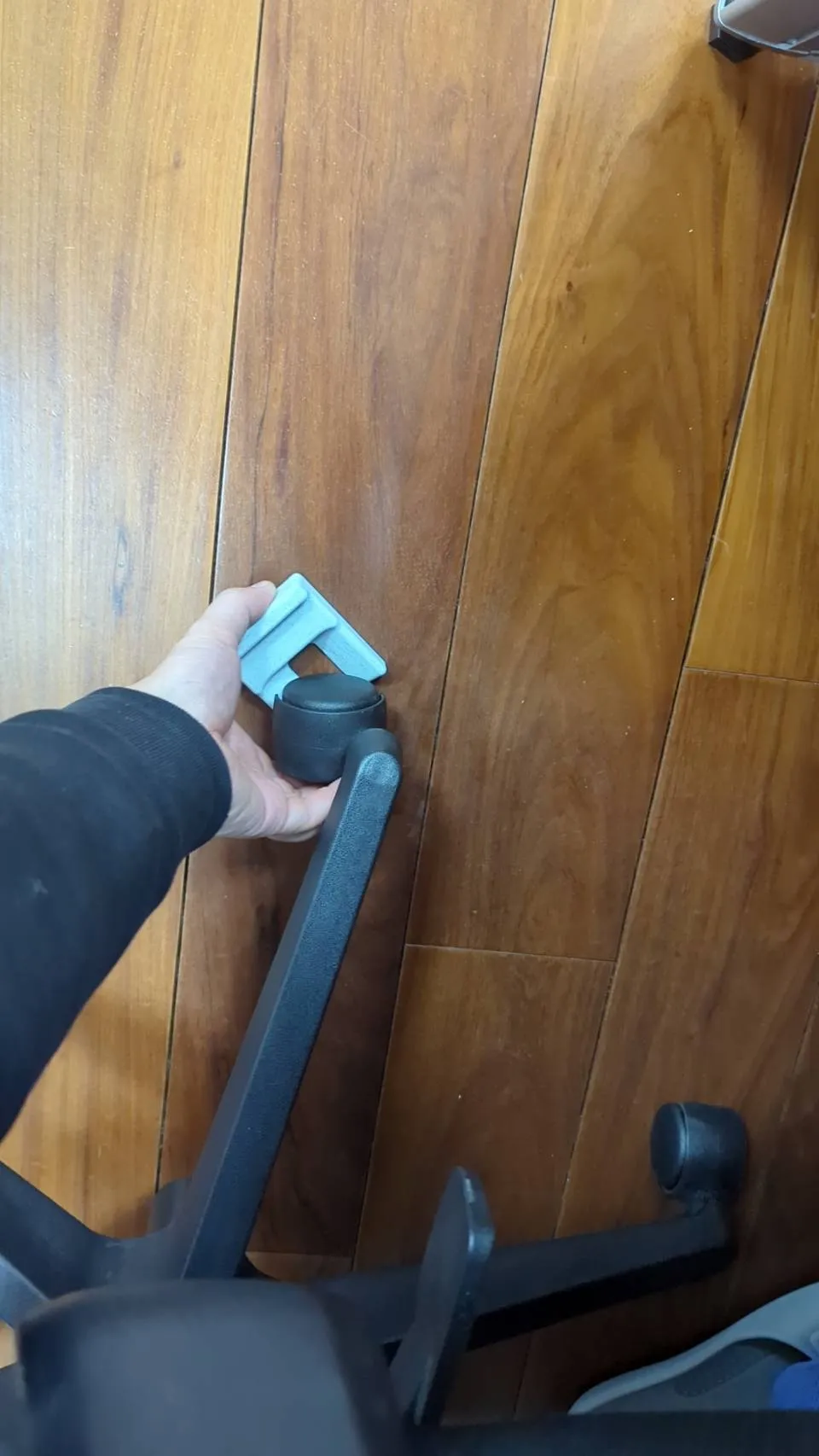 Bộ chặn bánh xe ghế - không cần nâng ghế