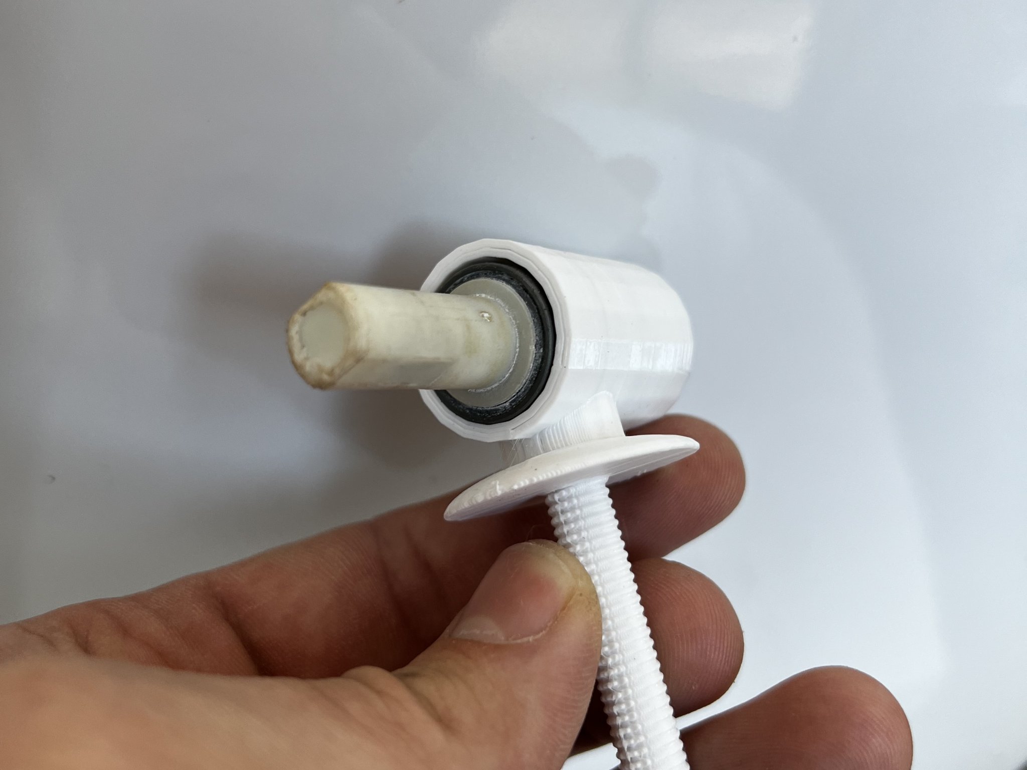 Bản lề cho bệ ngồi toilet Geberit