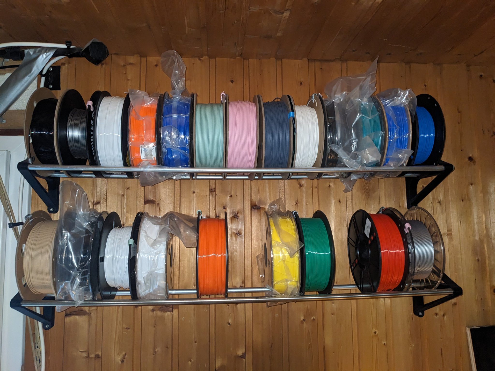 Giá đỡ cuộn filament treo tường cho máy in 3D