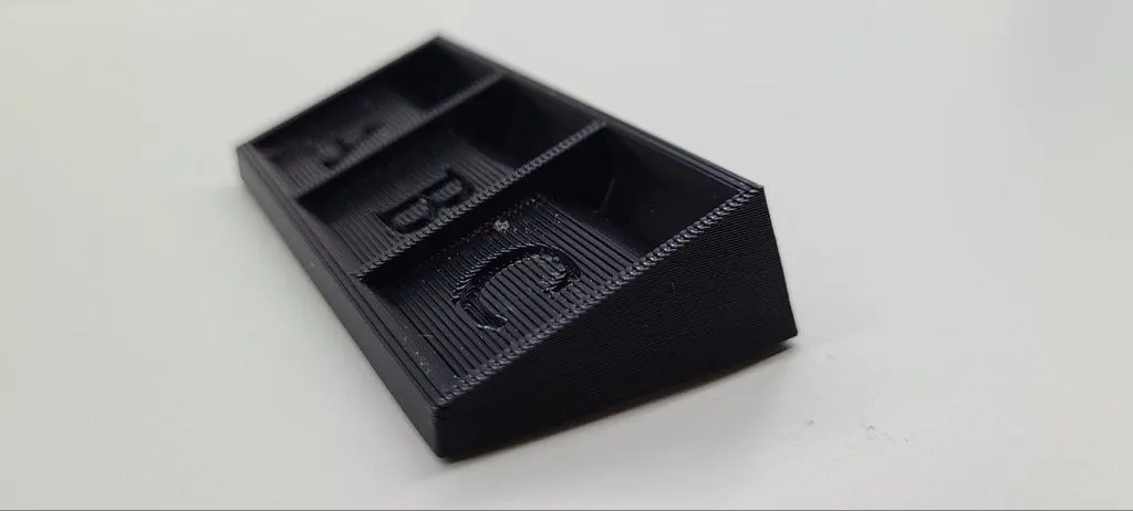 Giá đỡ thẻ SD để bàn thông minh và tiện dụng