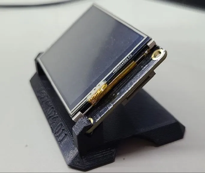 Giá đỡ máy tính để bàn Nextion 2.4