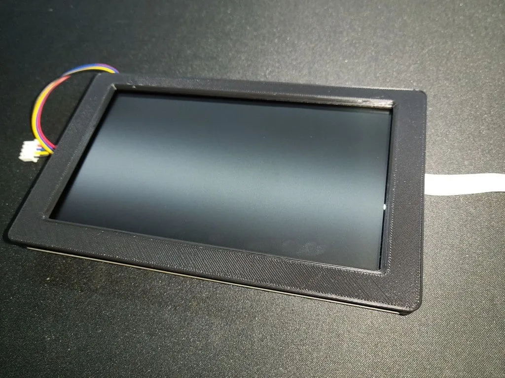 Khung và chèn Nextion 7" thiết kế âm tường