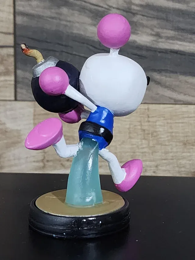 Mô hình nhân vật Bomberman Amiibo từ Nintendo