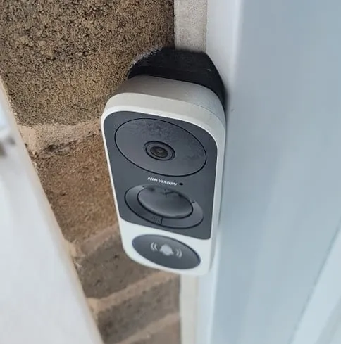 Giá đỡ chuông cửa Hikvision DS-HD1