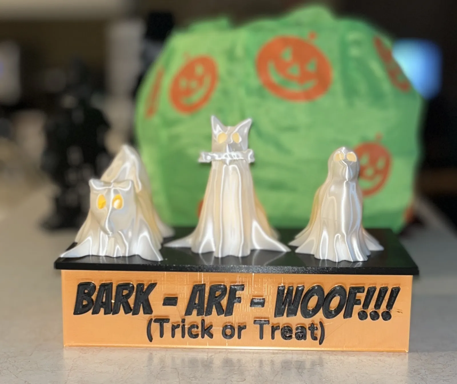 Giá đỡ ánh sáng LED cho bộ ba chó ma Halloween