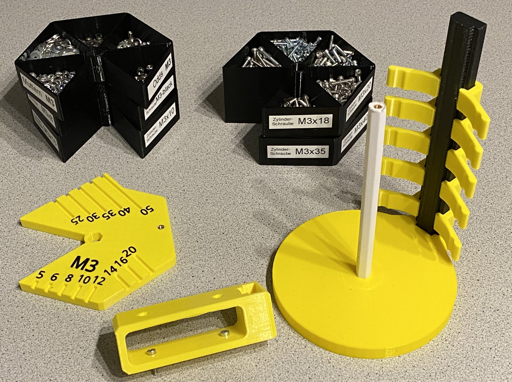 Tổ chức ốc vít và linh kiện nhỏ với thiết kế linh hoạt