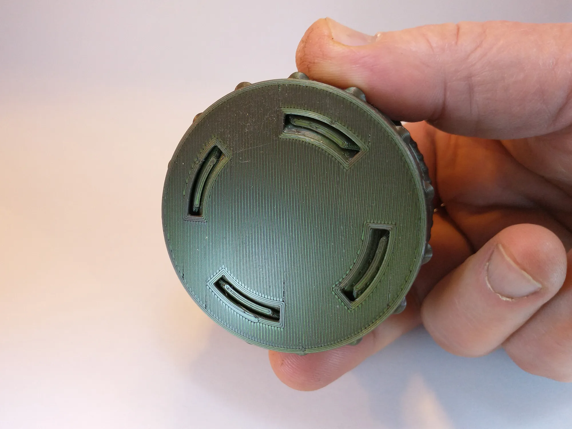 Hộp mống mắt in tại chỗ (khóa)