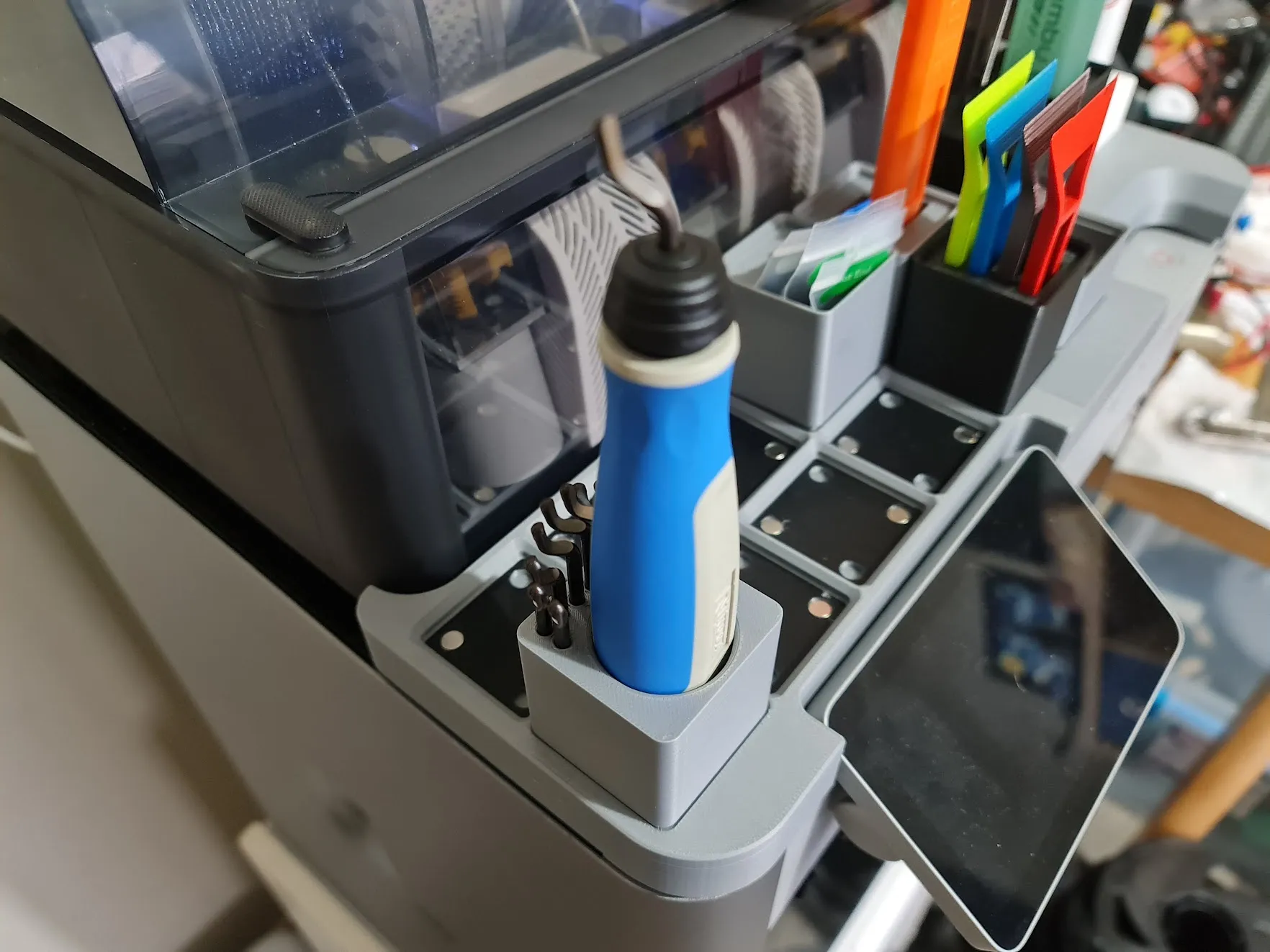 Giá đỡ công cụ và lưỡi dao mài Gridfinity