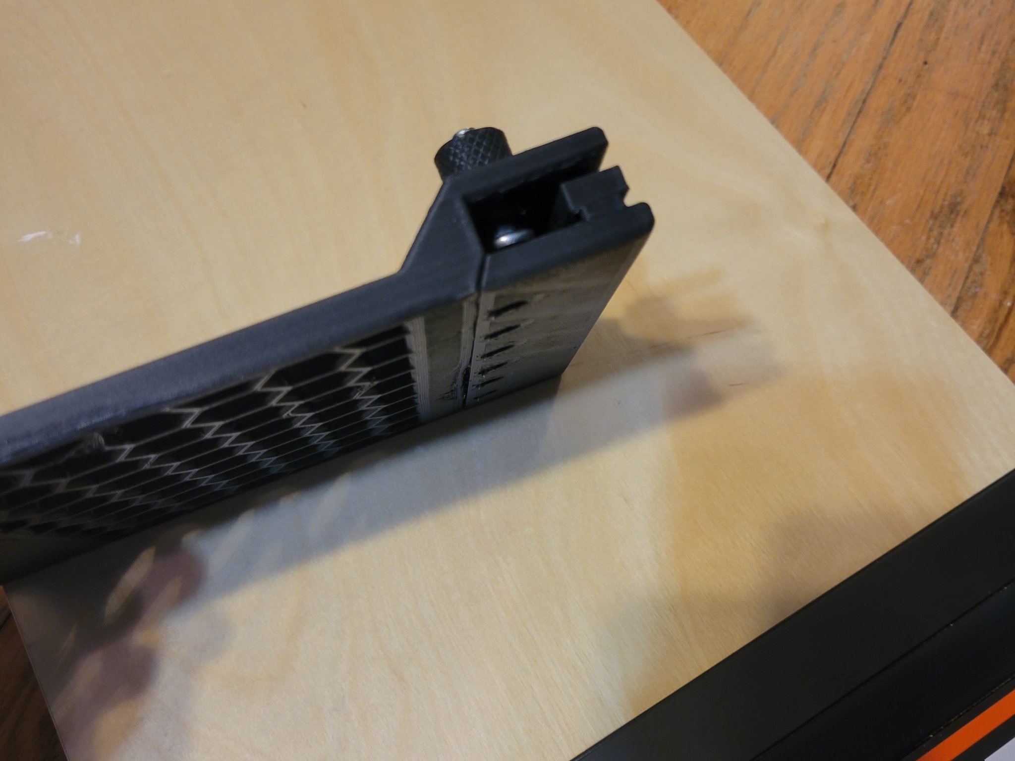 Công cụ vuông định vị cho máy cắt đường ray Ridgid 18v