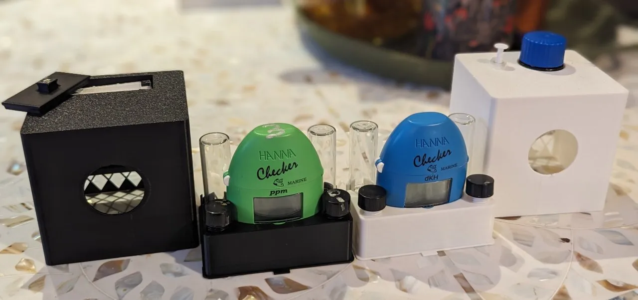 Hộp kiểm tra Hanna cho bể cá tiện lợi và gọn gàng