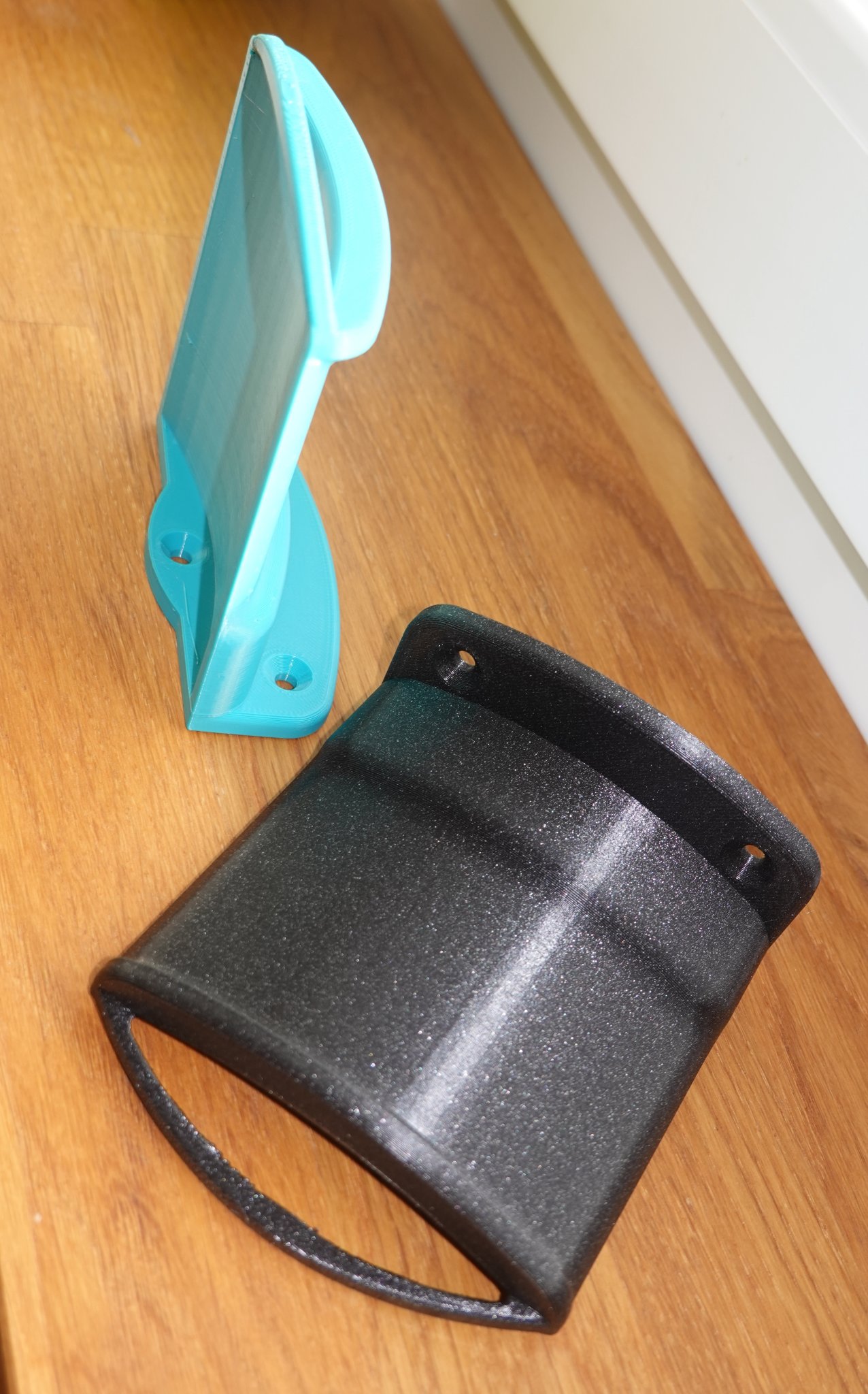 Giá đỡ bảo vệ tai và kính an toàn cho xưởng