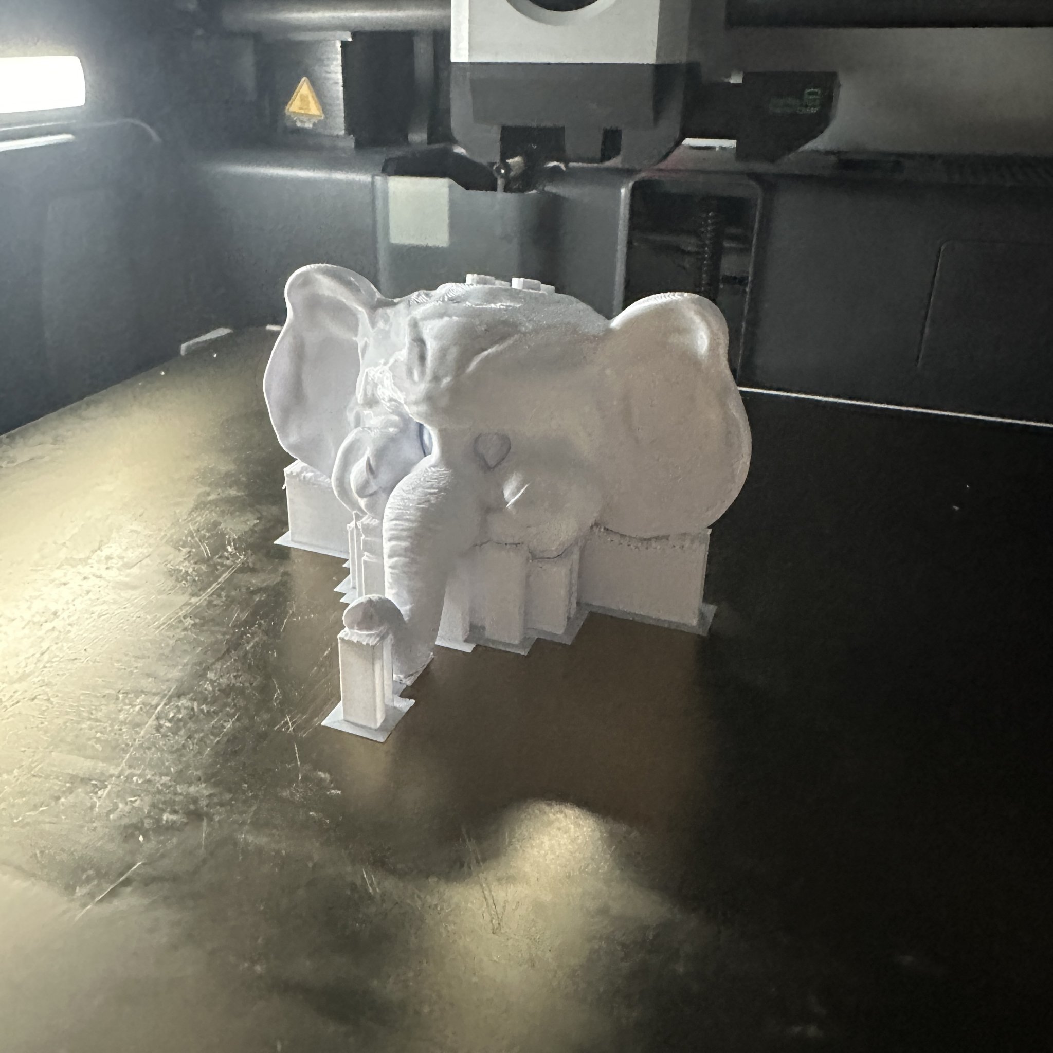 Mặt nạ voi cho Lego Mario trong Super Mario Bros Wonder