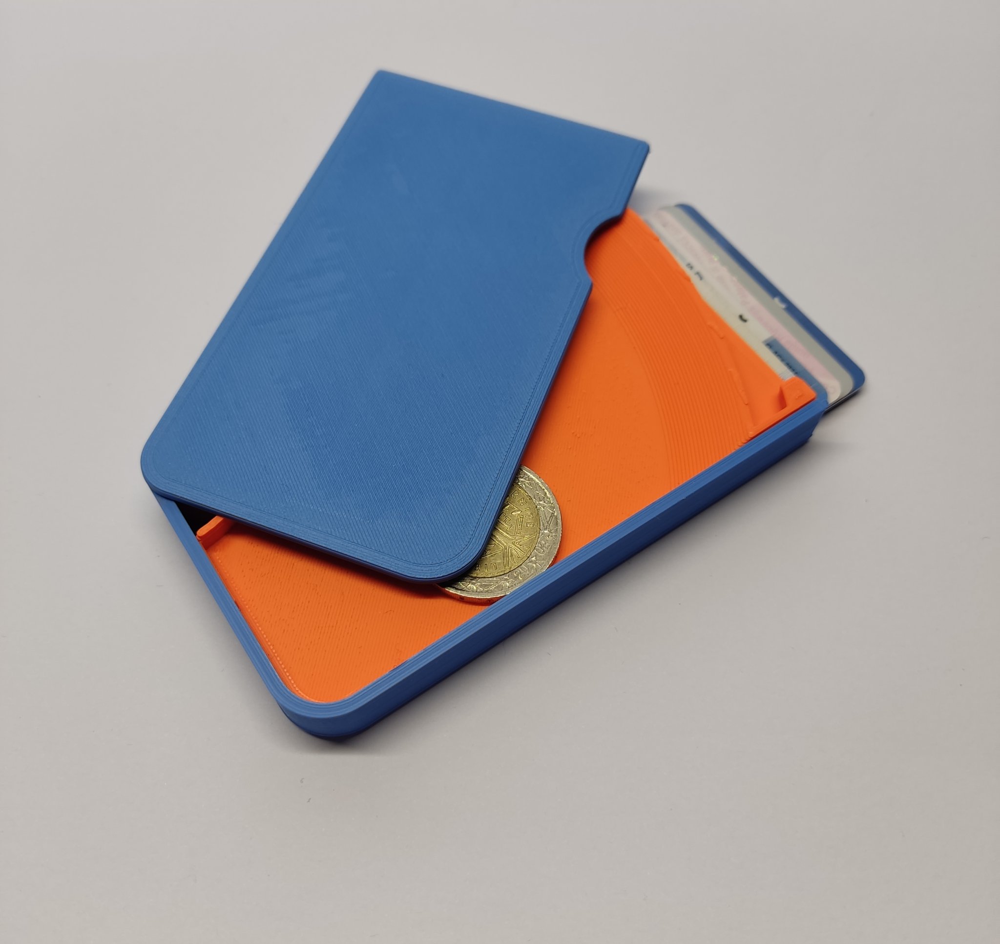 Ví đựng thẻ Maker v2 với ngăn tiền xu và tiền mặt