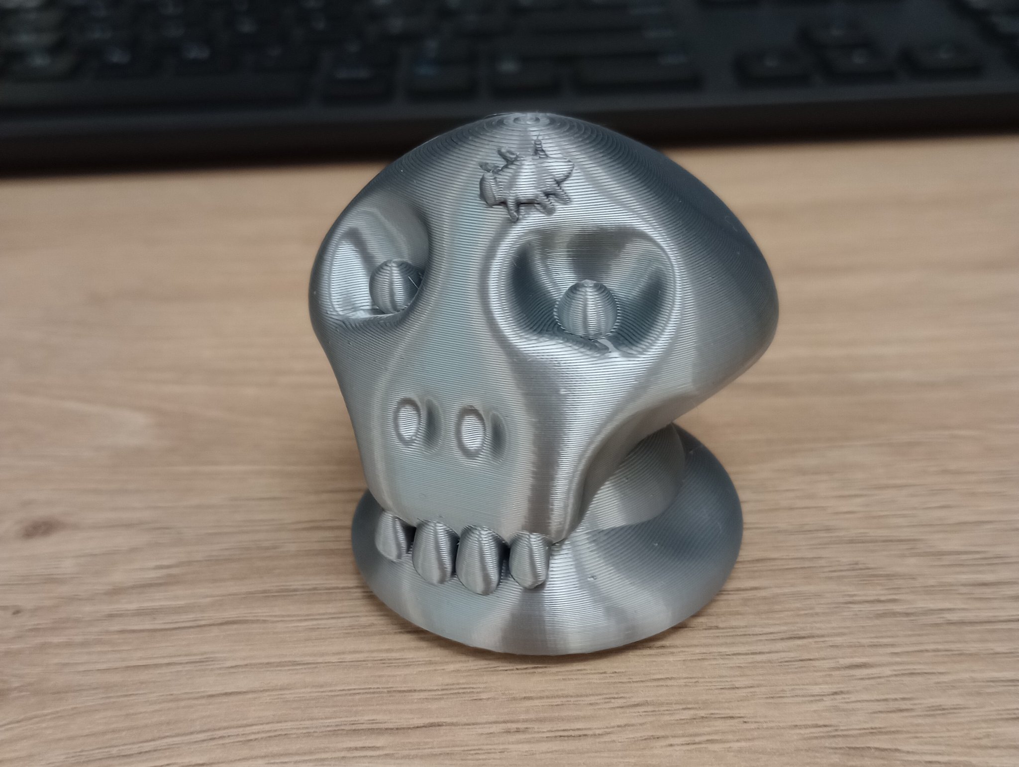 Trang trí đầu lâu hoạt hình dễ thương cho Halloween