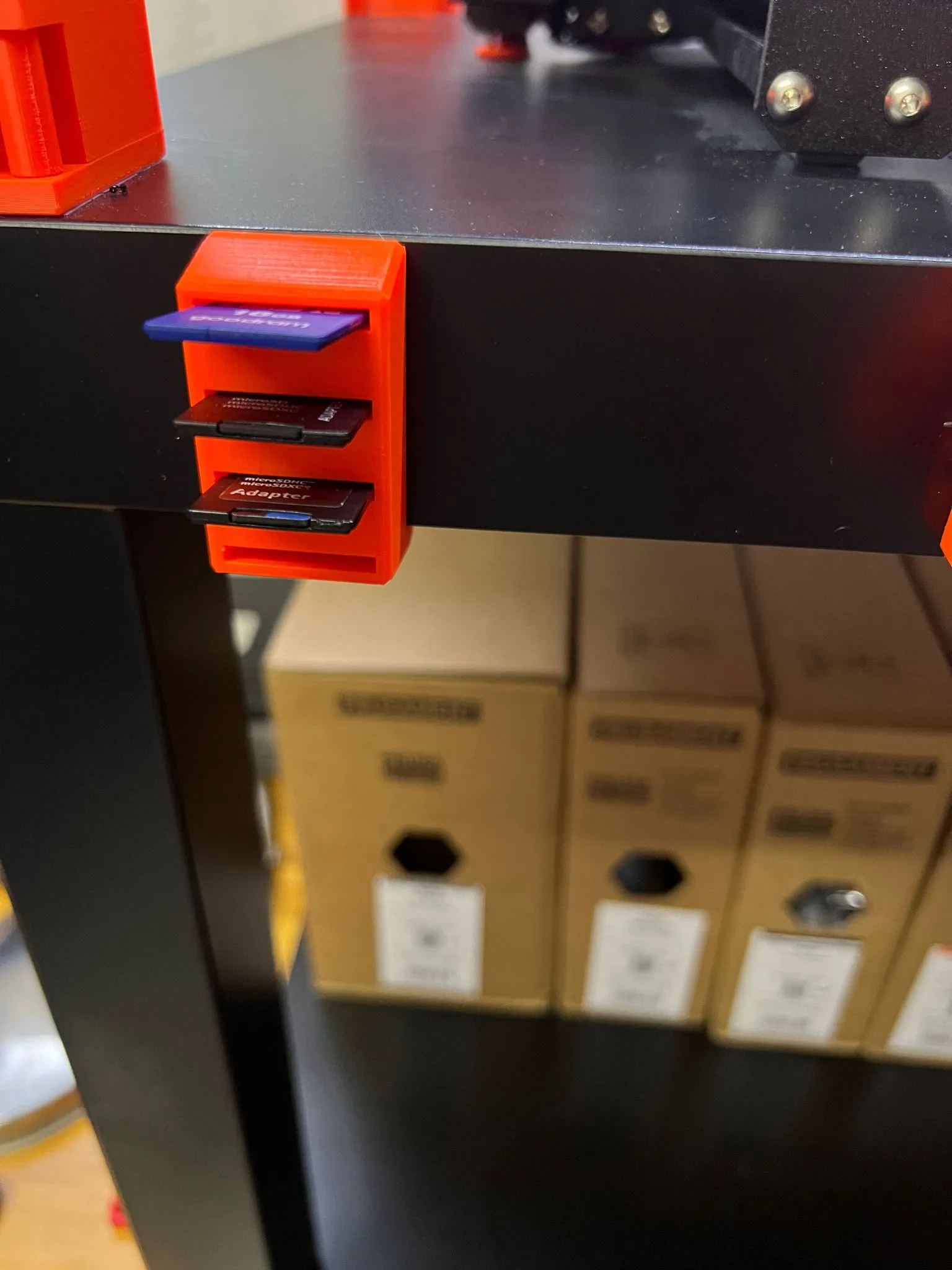 Giá đỡ thẻ SD gắn vào Lack-Enclosure