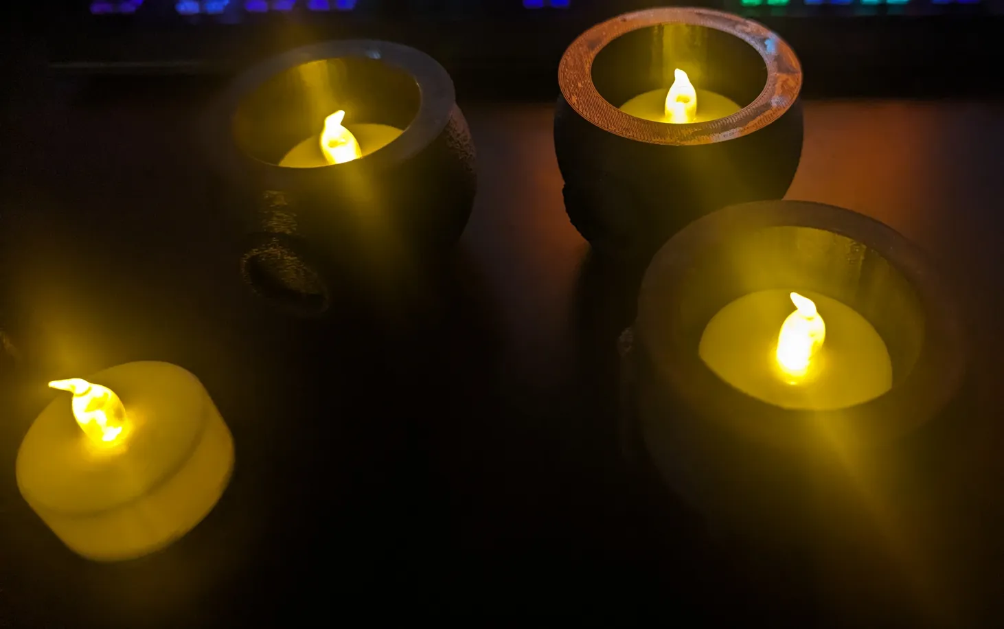 Giá đỡ nến hình vạc - bồn sâu hơn