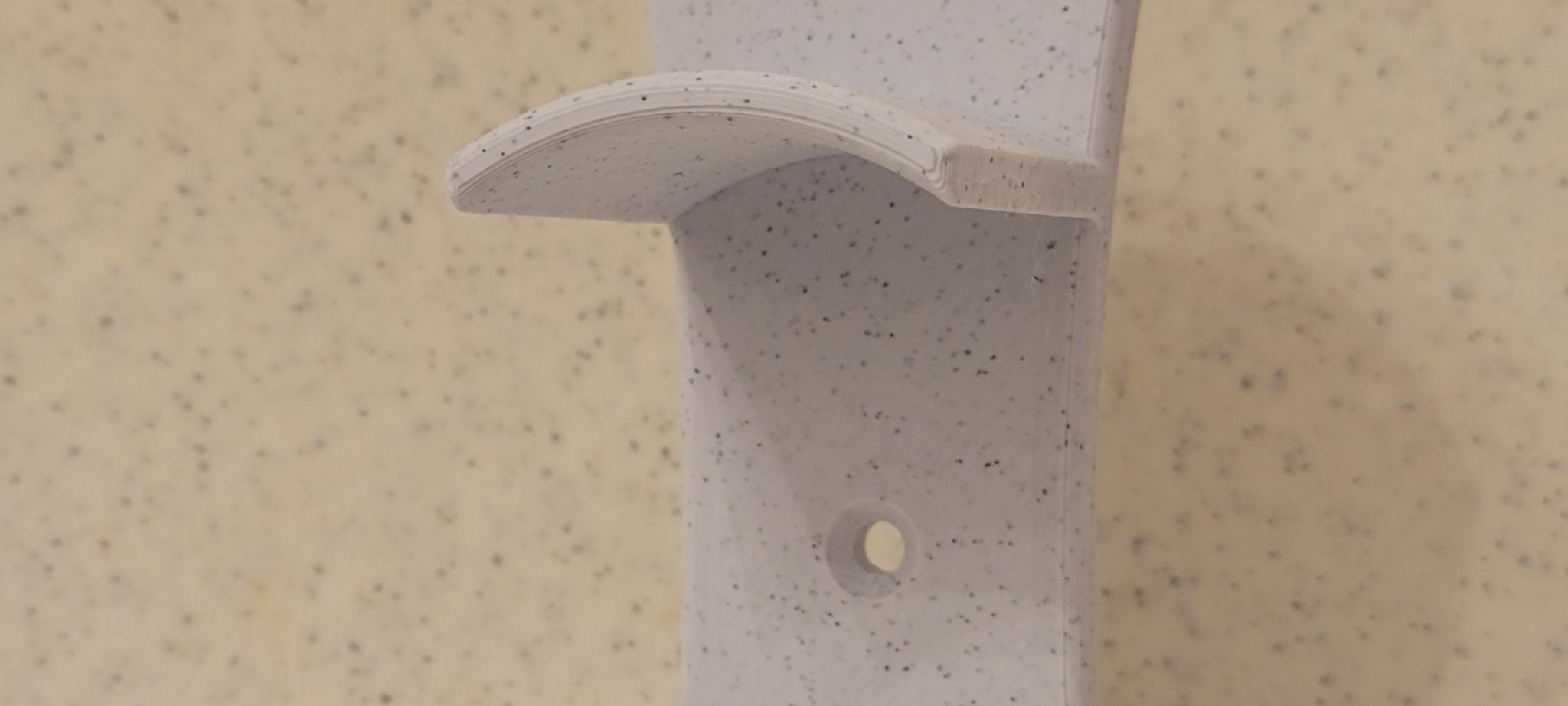 Giá đỡ băng dính treo tường với chỗ để bút đánh dấu