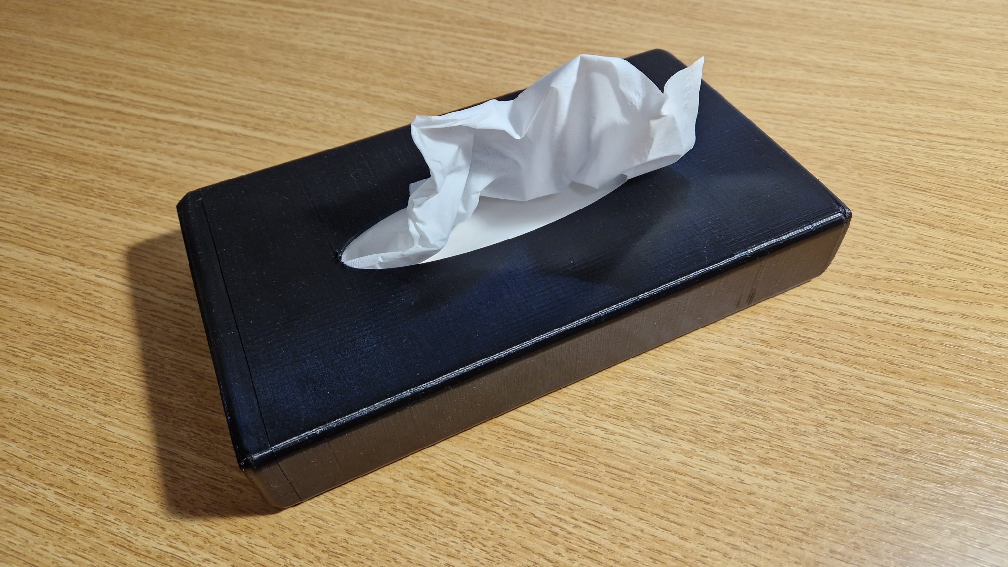 Hộp đựng khăn giấy ô tô gọn nhẹ và tiện lợi