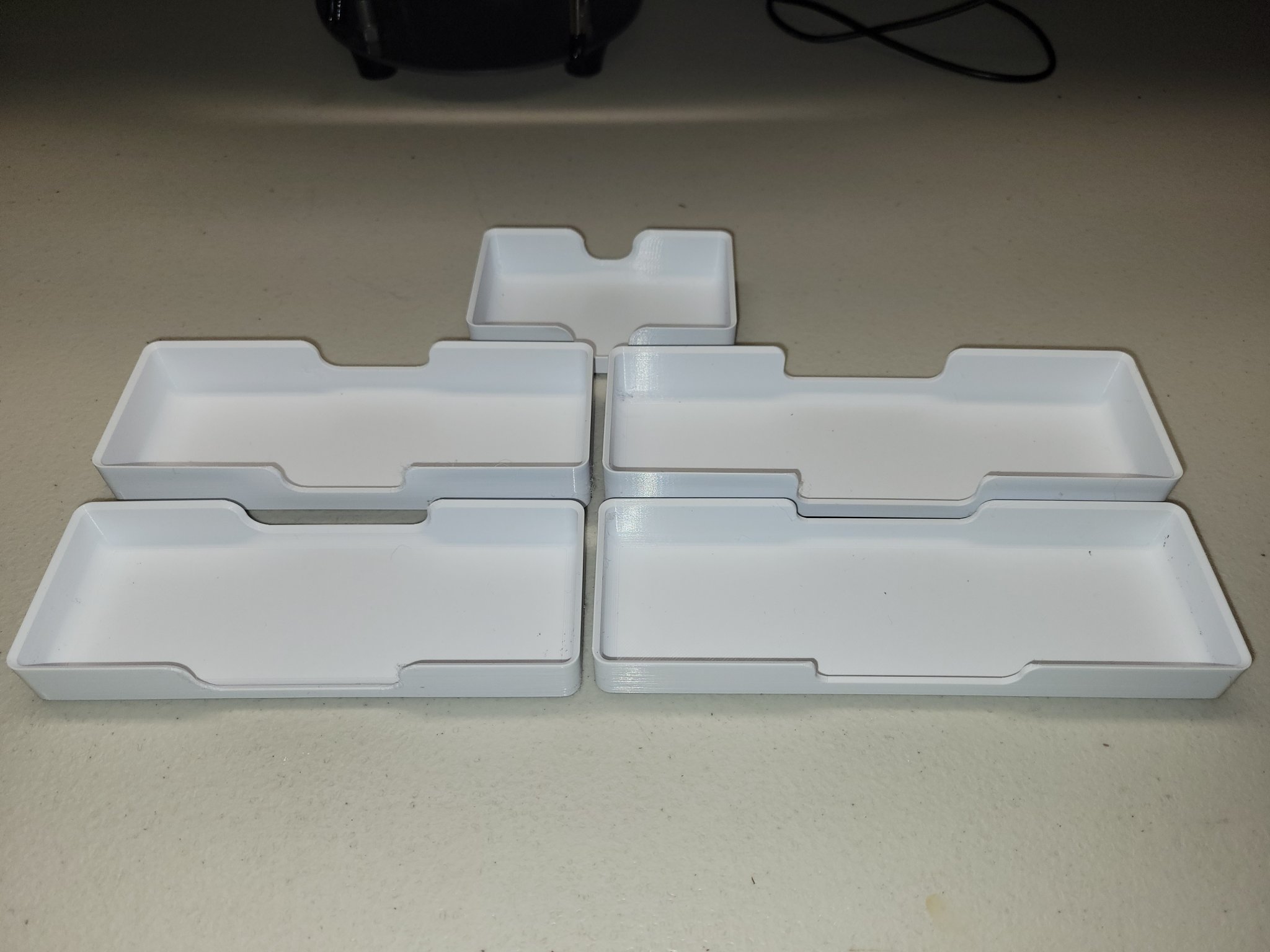 Khay phụ kiện xếp chồng cho bút và vật nhỏ