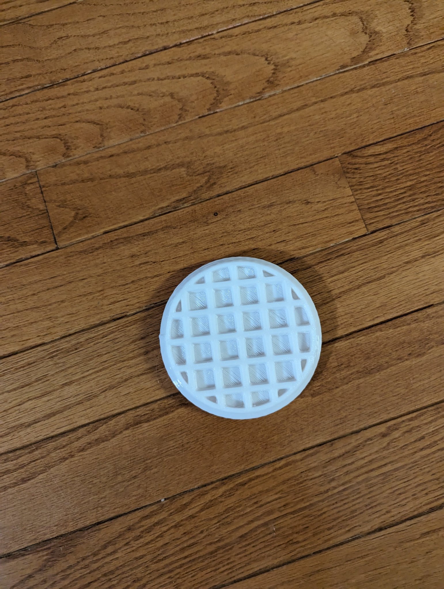 Bánh waffle nhỏ 10x10 cm với 36 lỗ