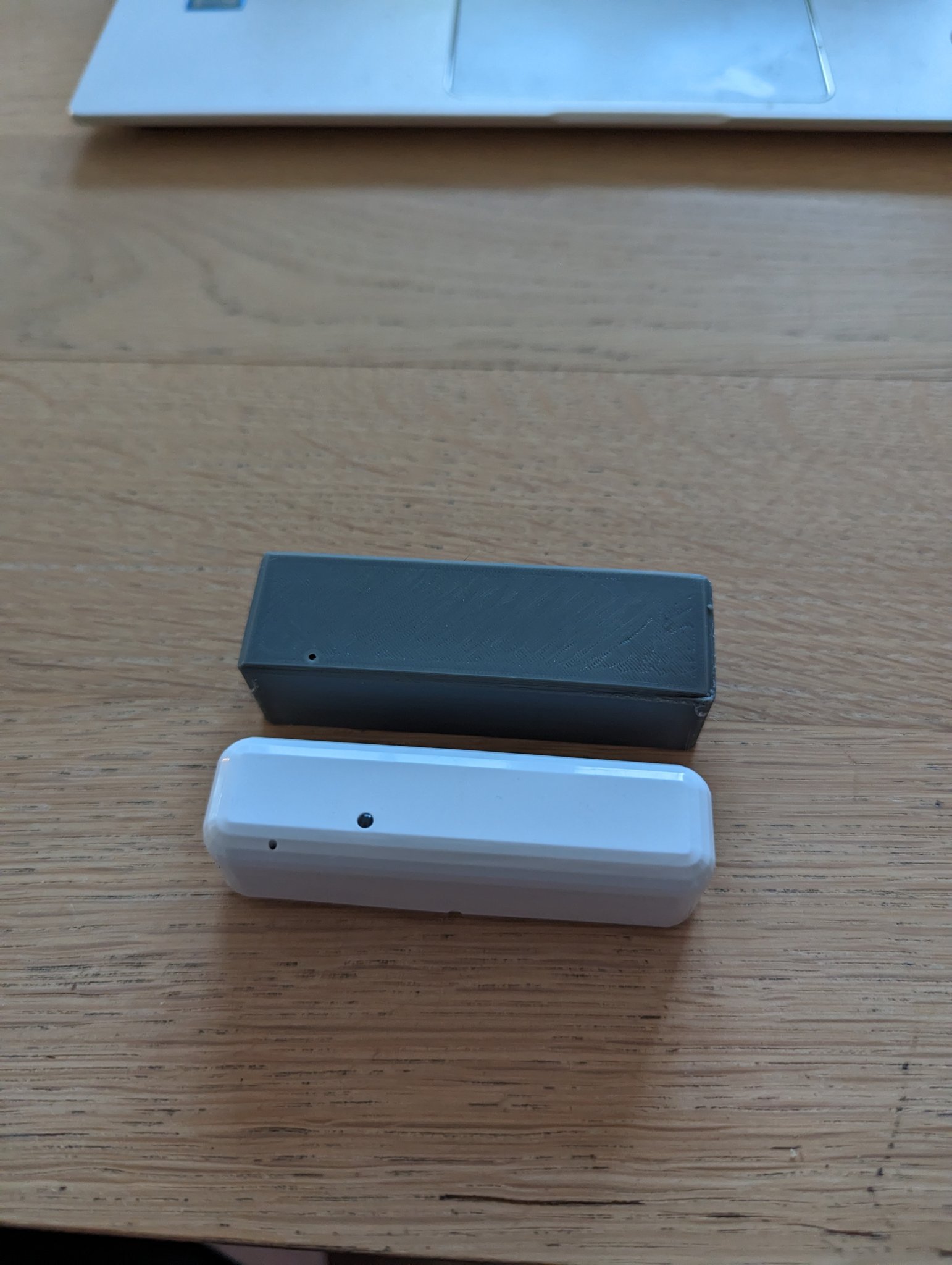 Vỏ thay thế cho Shelly Door Window 2 sử dụng pin 18650