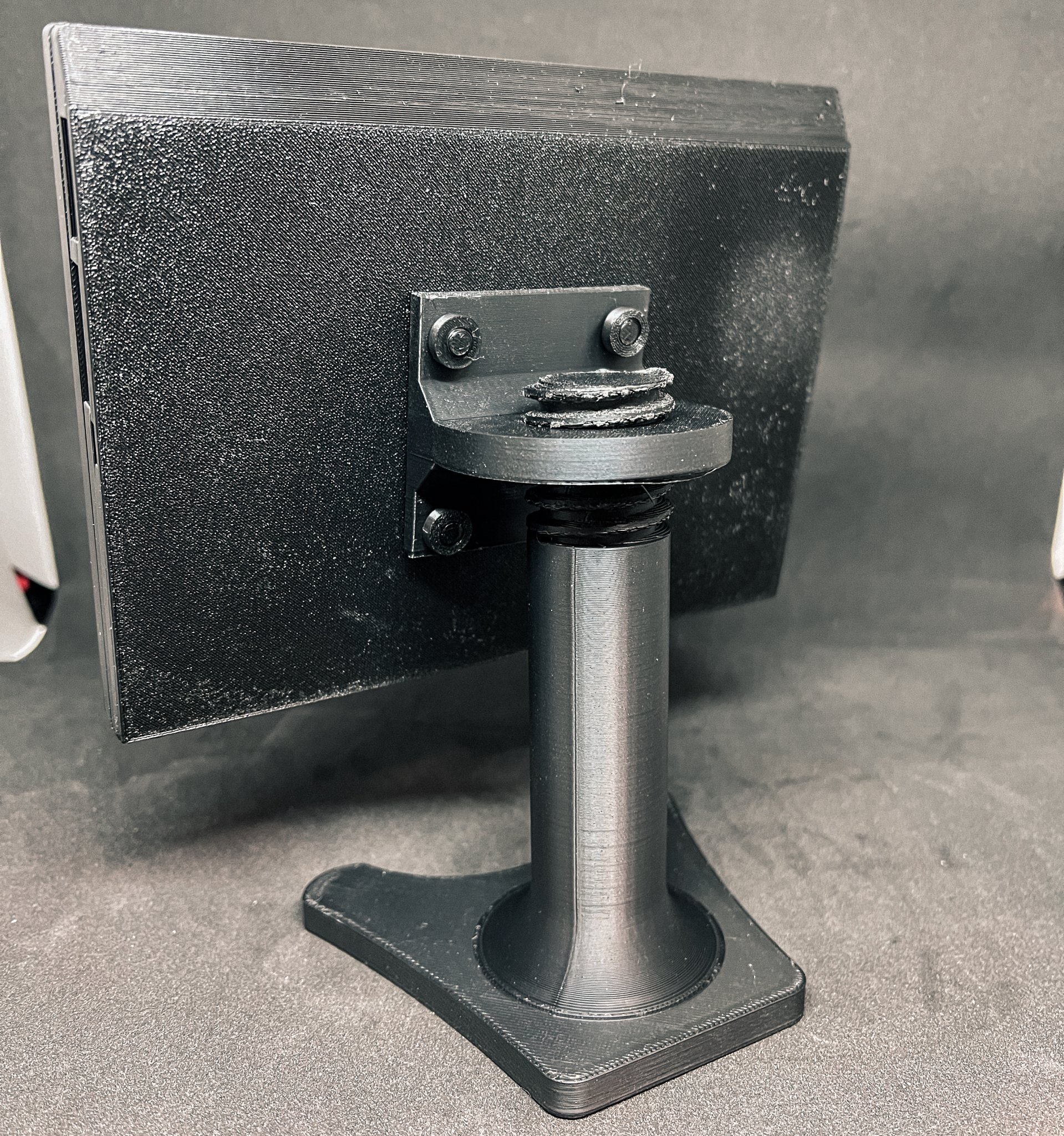 Giá đỡ màn hình cho Raspberry Pi kiểu máy tính mini